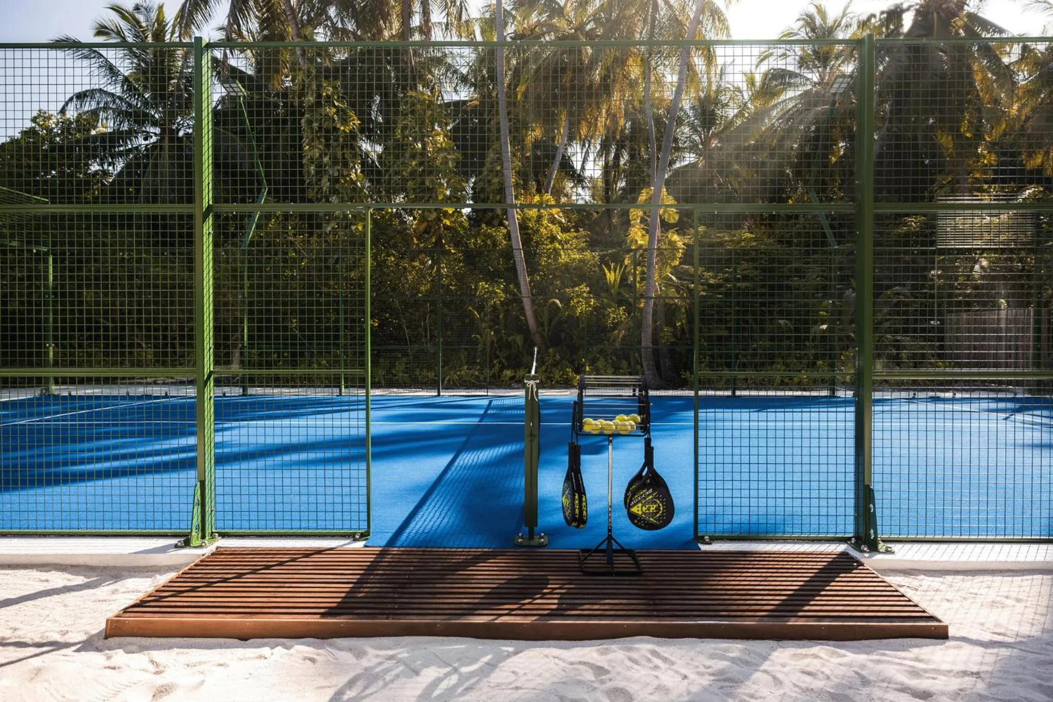 Tennis court in COMO Maalifushi