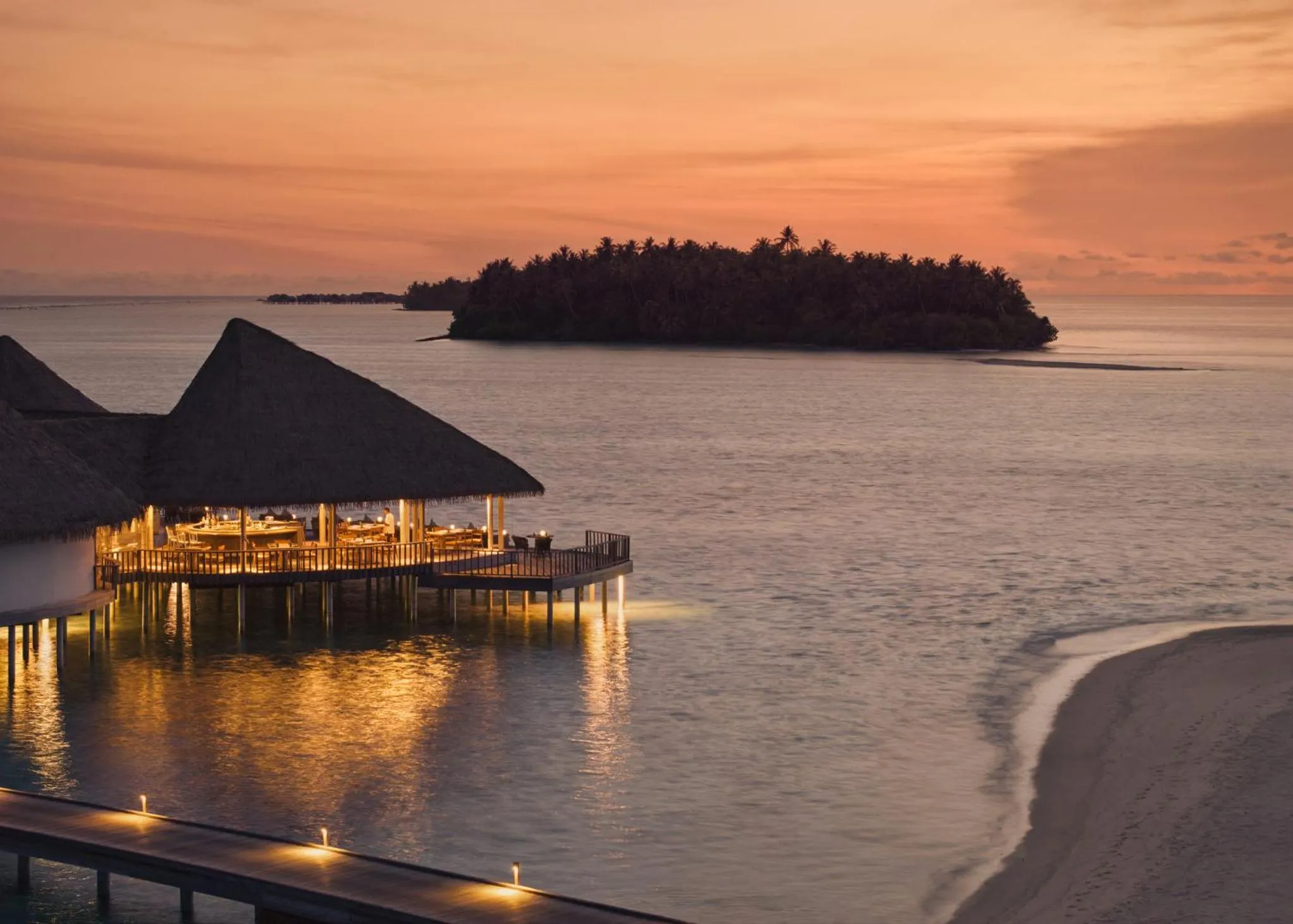 Property building in COMO Maalifushi