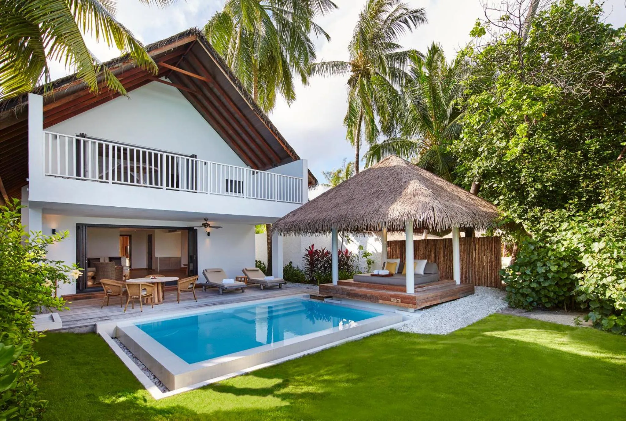 Property building in COMO Maalifushi