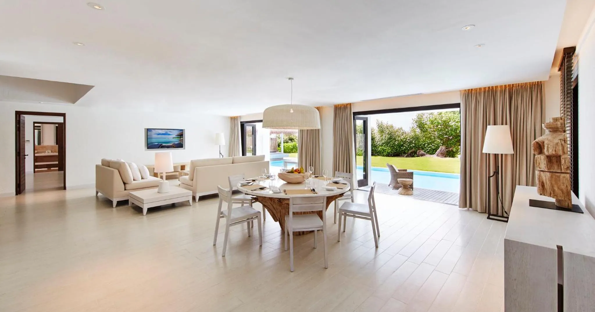 Photo of the whole room in COMO Maalifushi