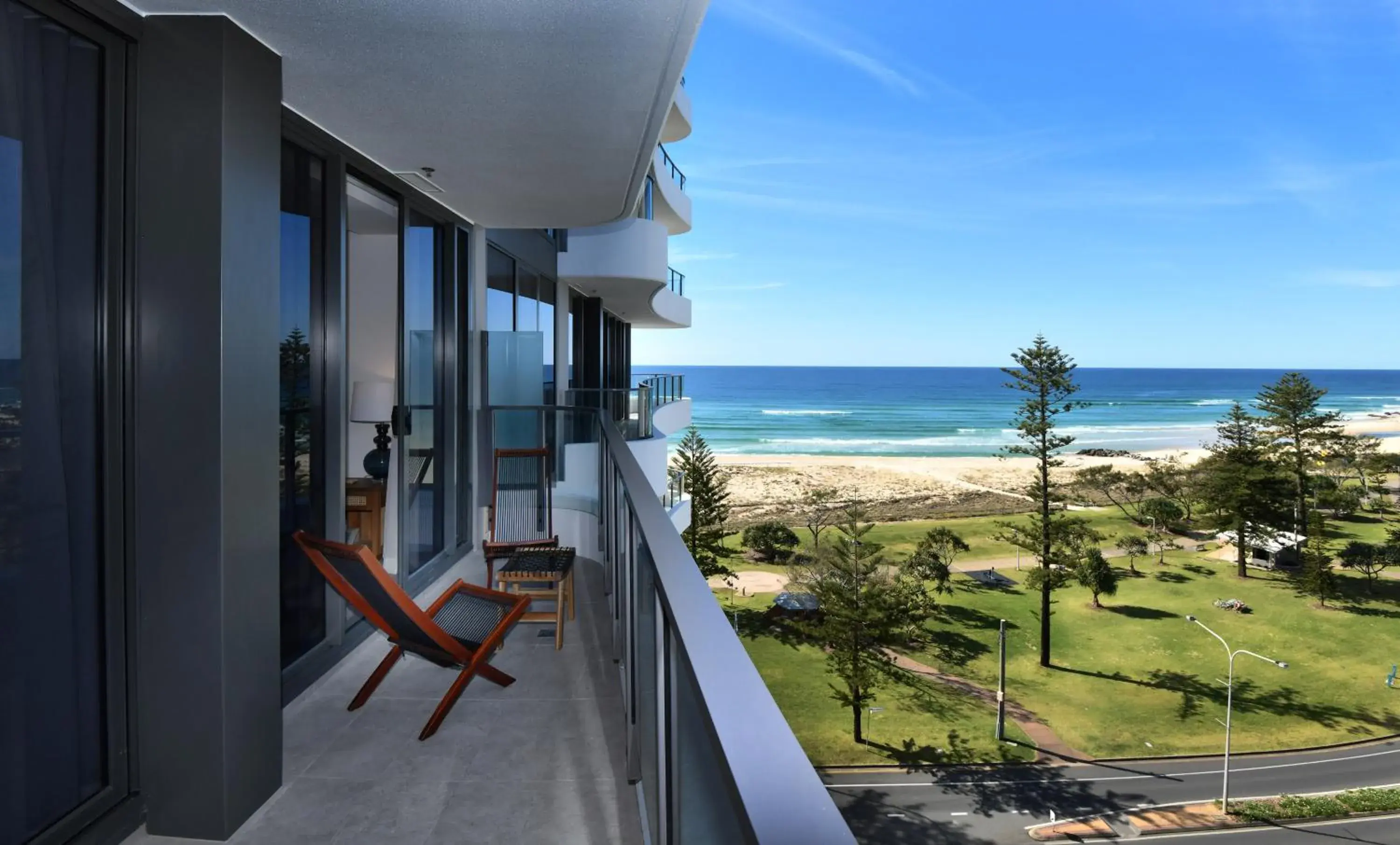 2 Bedroom Oceanview Apartment in X Kirra Apartments 2 Bedroom Oceanview Apartment in X Kirra Apartments