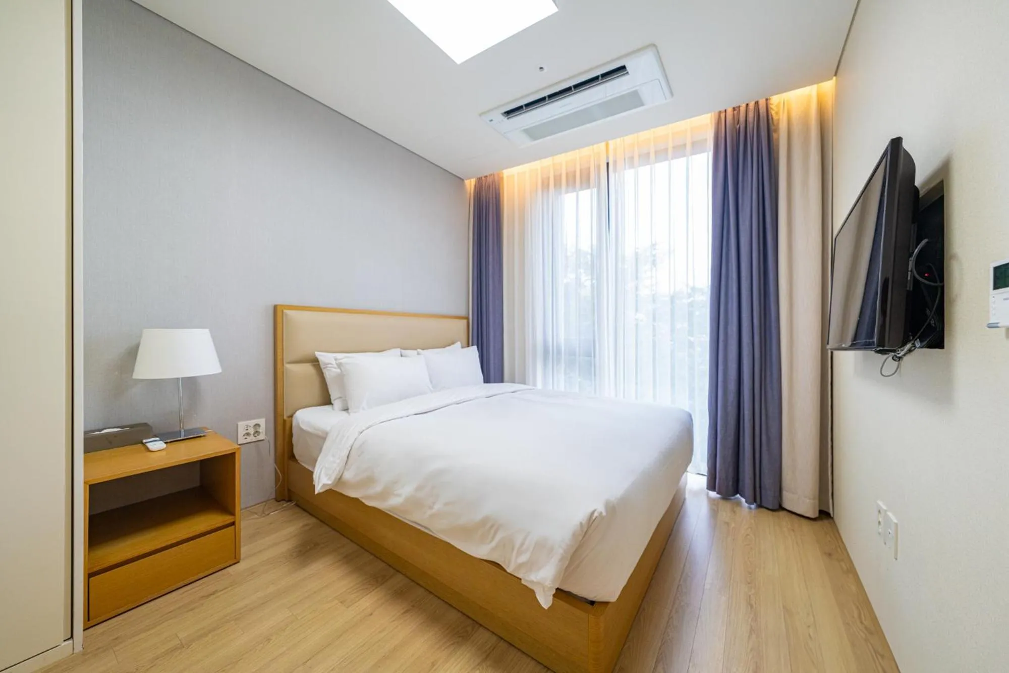 Bedroom, Bed in Velum Resort