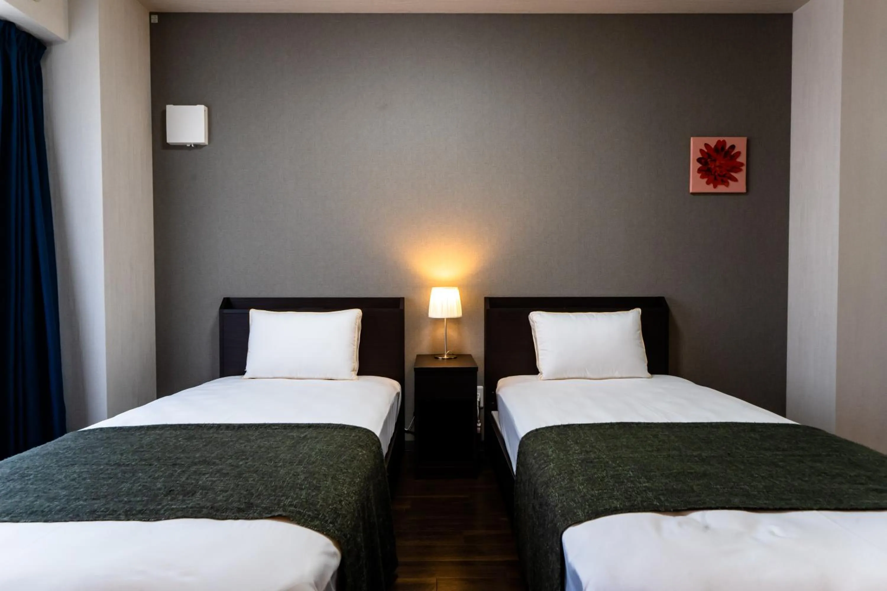 Bedroom, Bed in Hotel Piacere NAMBA