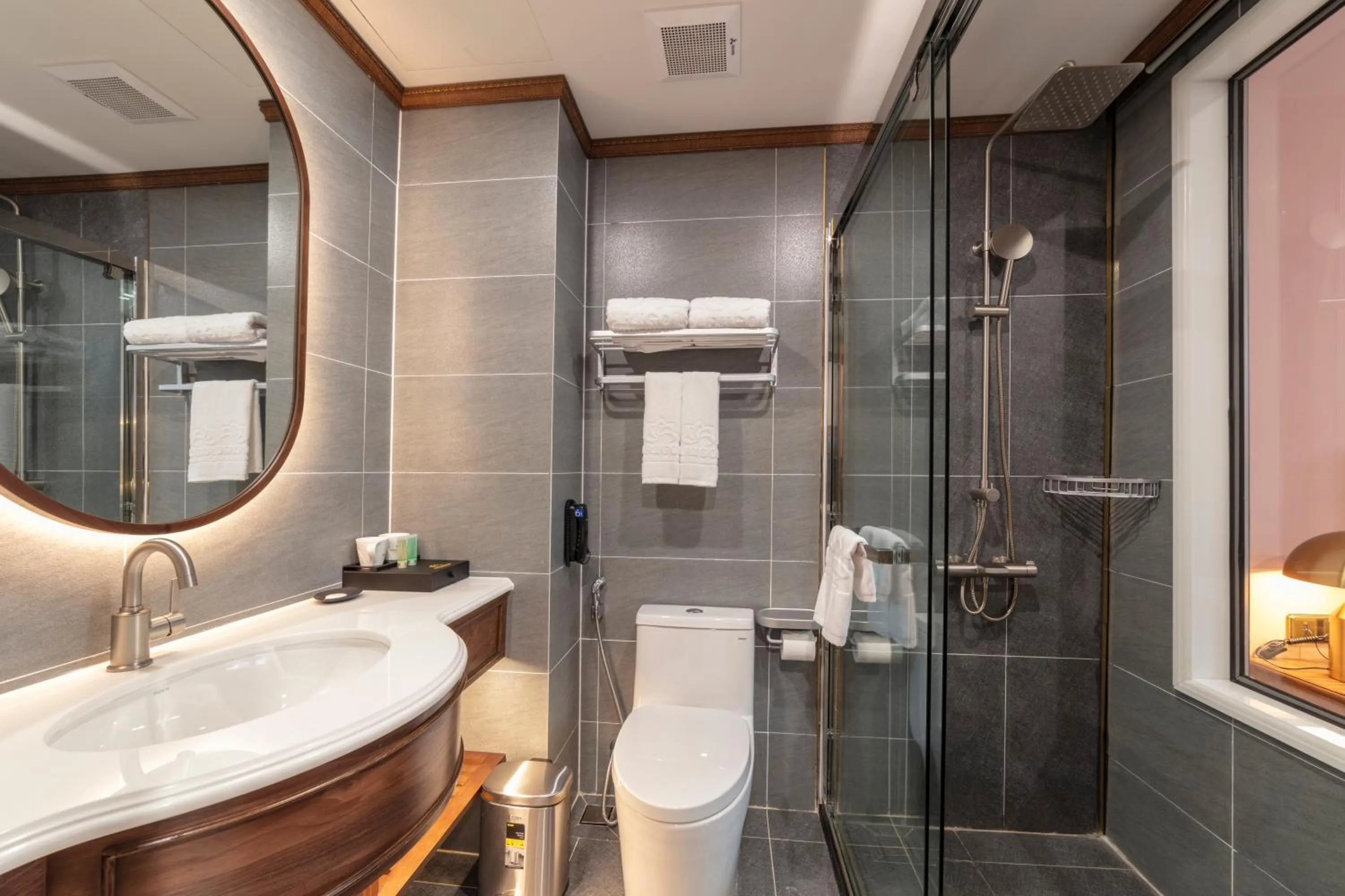 Bathroom in Marigold Hotel Dalat