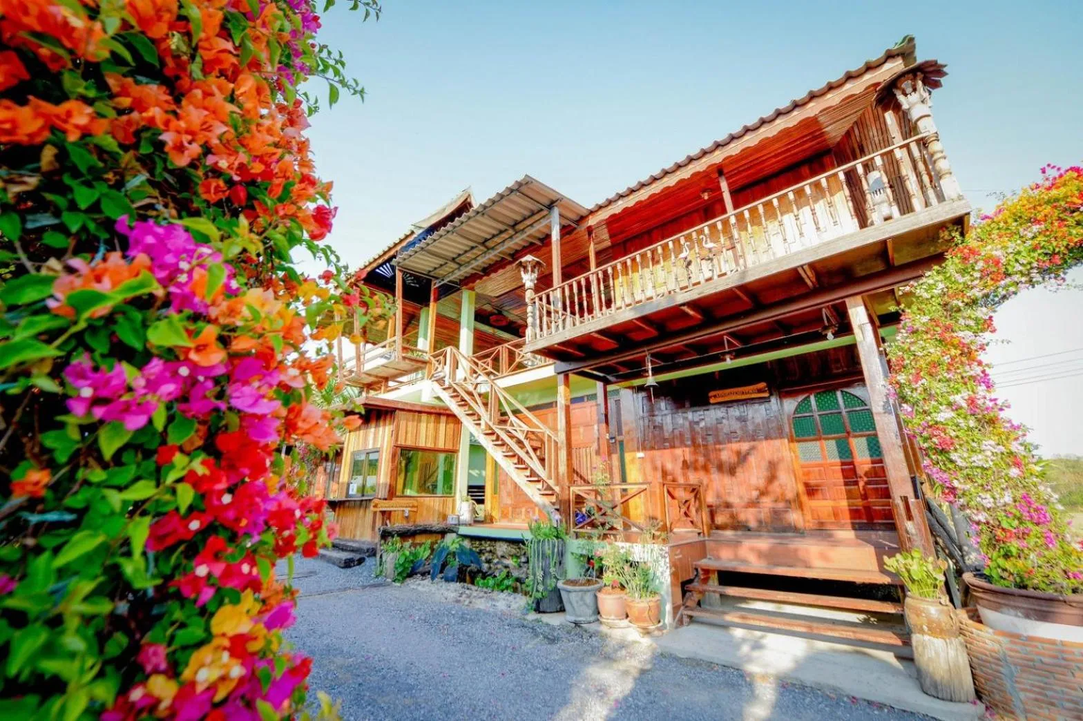 Garden in MRK Resort & Massage