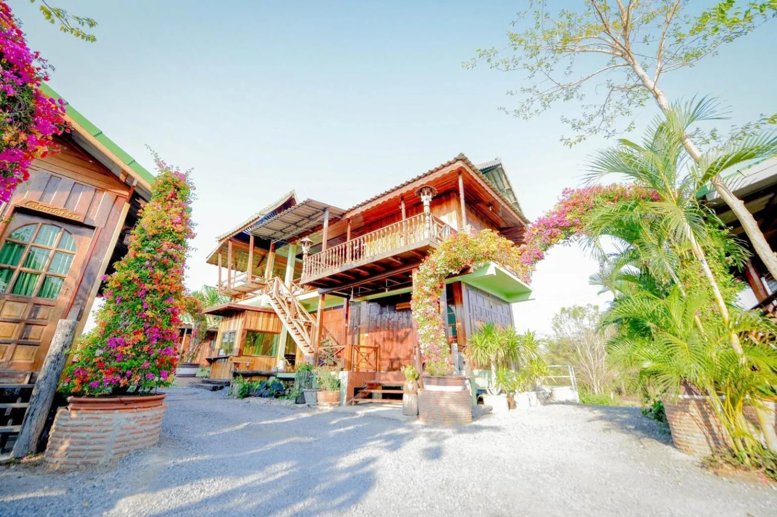 Inner courtyard view in MRK Resort & Massage