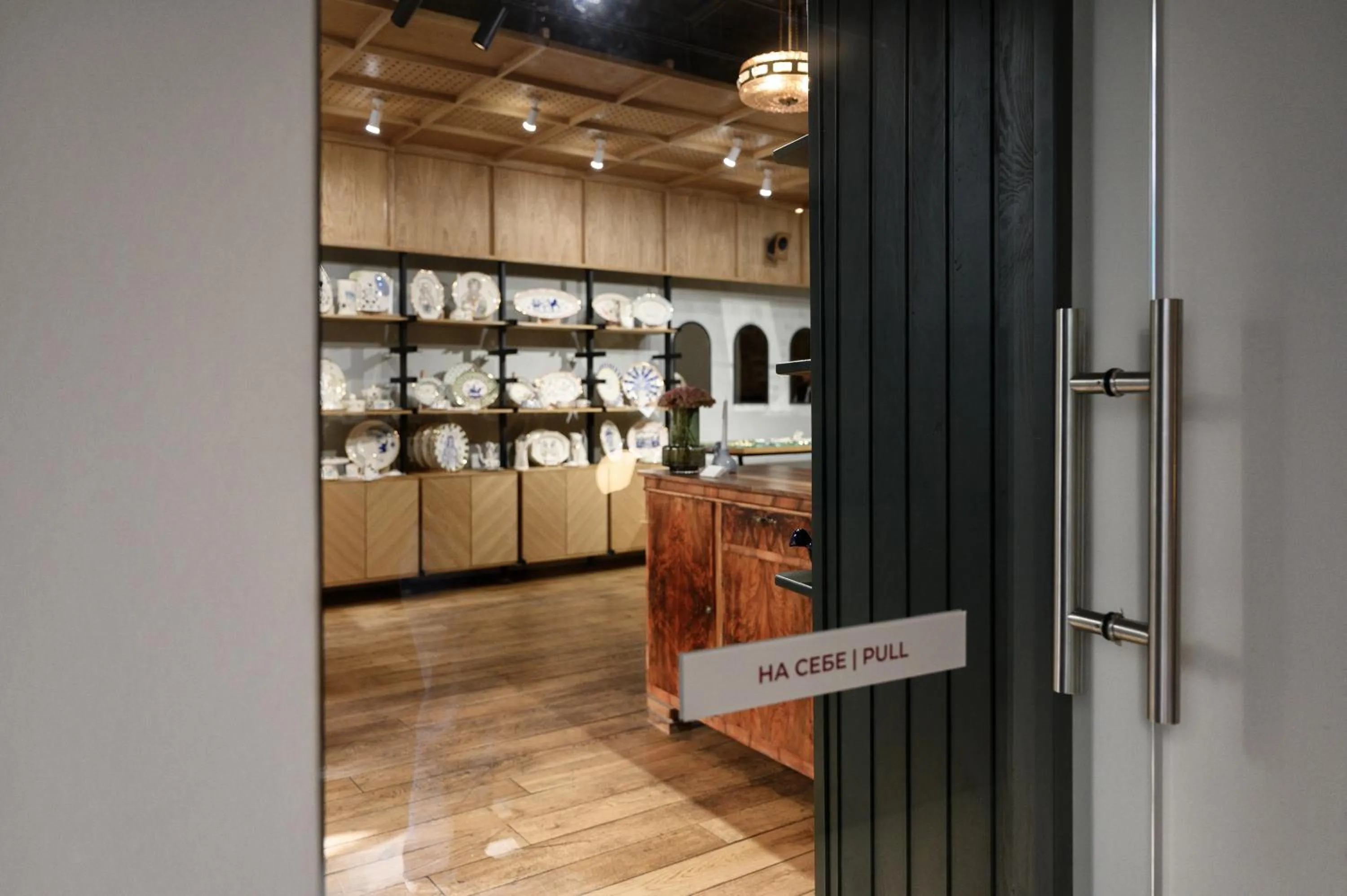 Shopping Area in Rudolfo Hotel