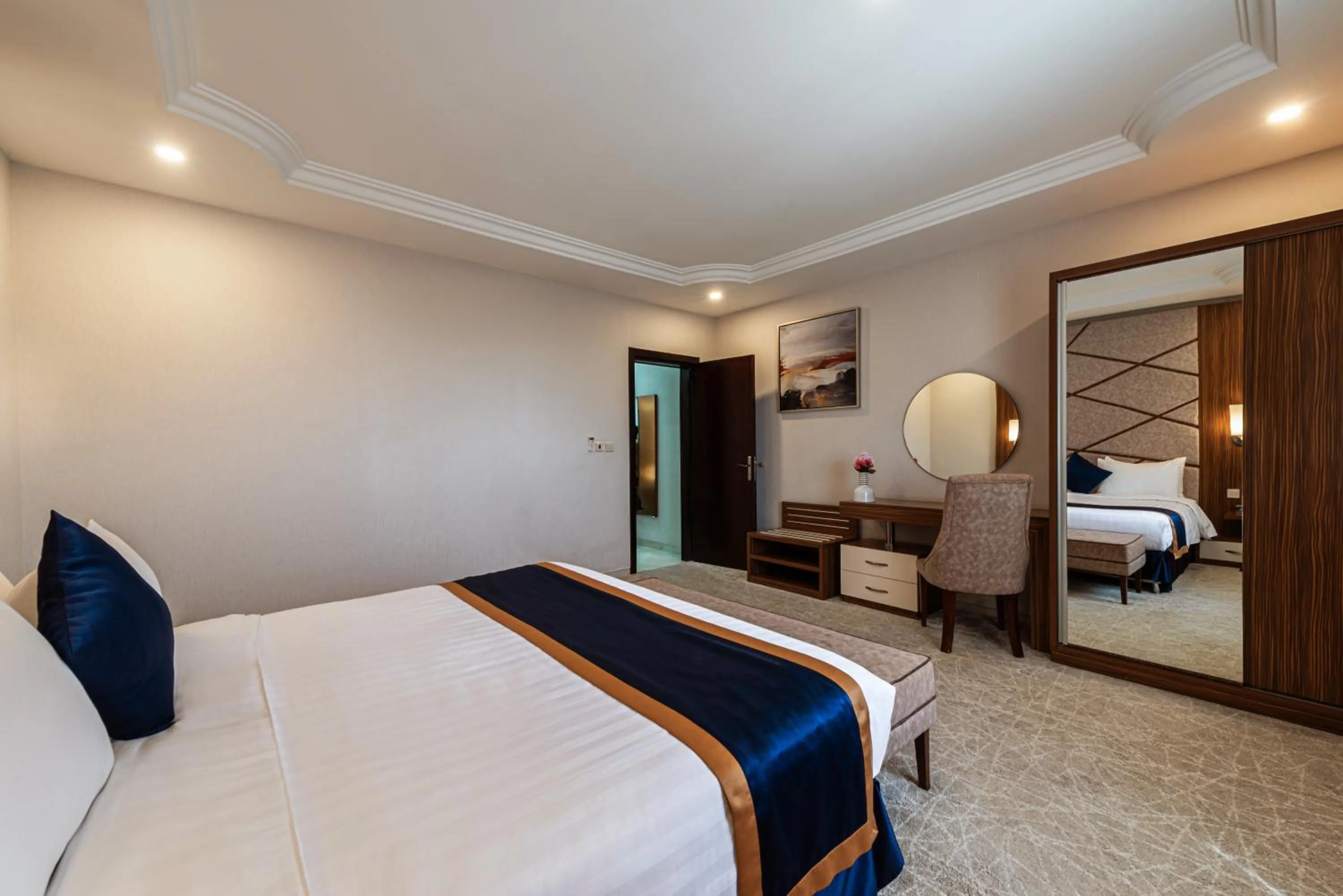 Bed in The Palaces Hotel Suites - Wadeen