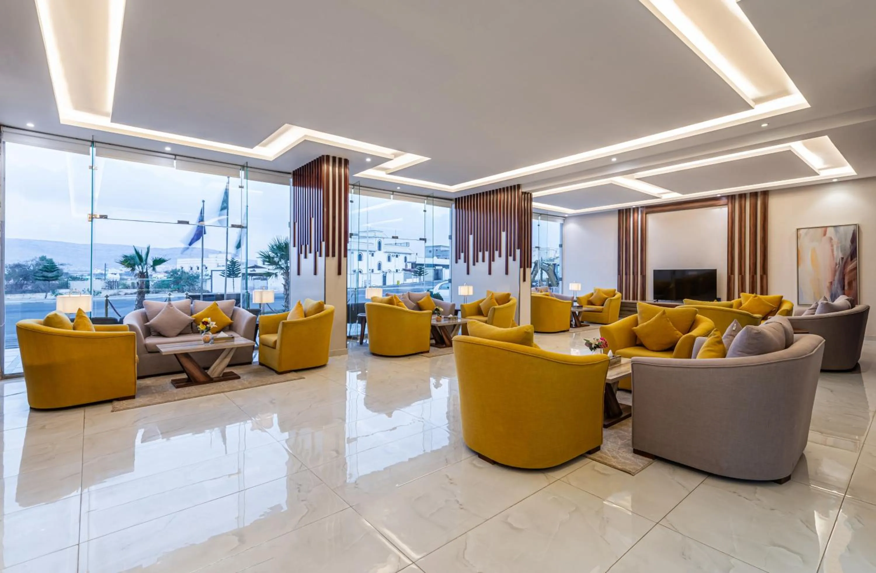 Lobby or reception in The Palaces Hotel Suites - Wadeen