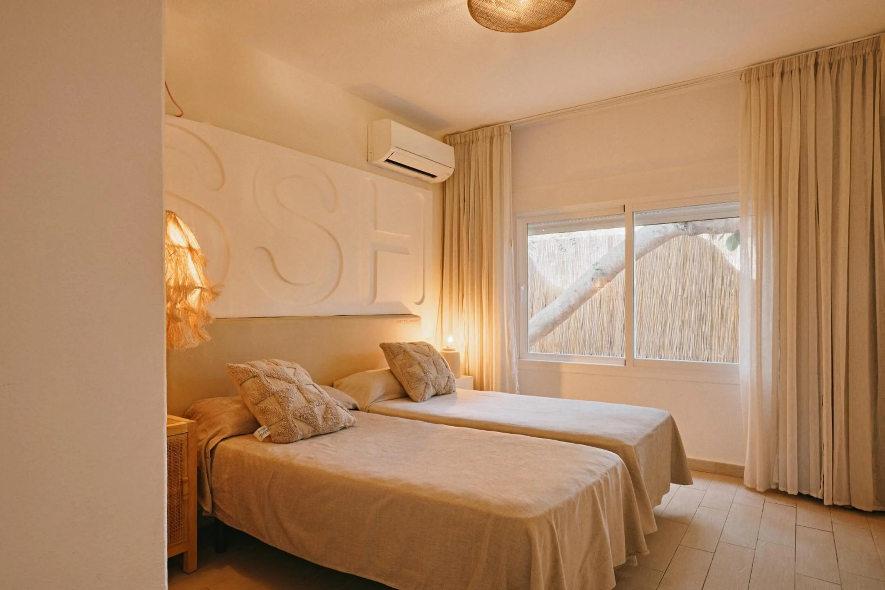 Bed in Secret Oasis Ibiza-Only Adults