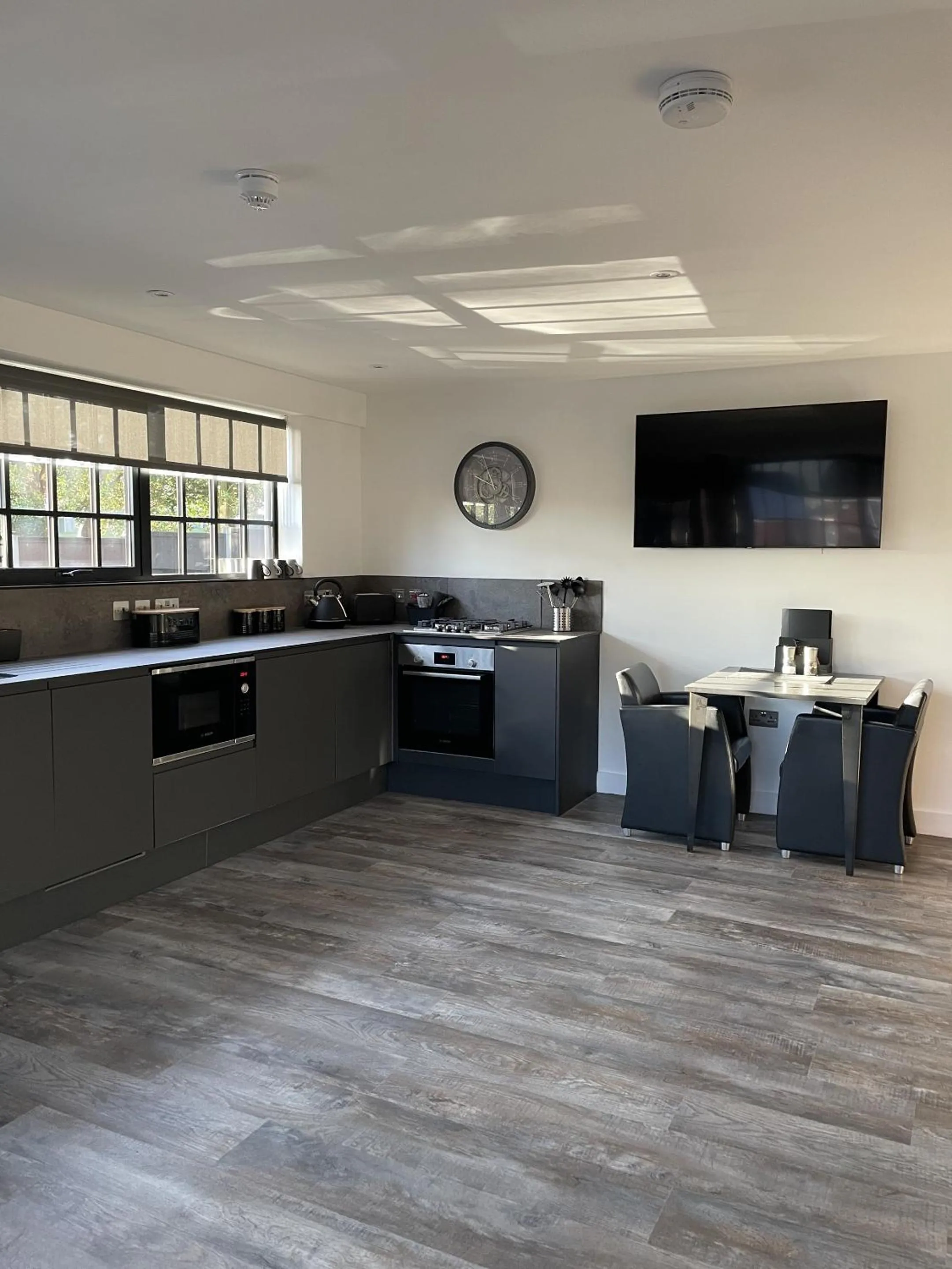 Kitchen or kitchenette in Booking Urban at Halstead