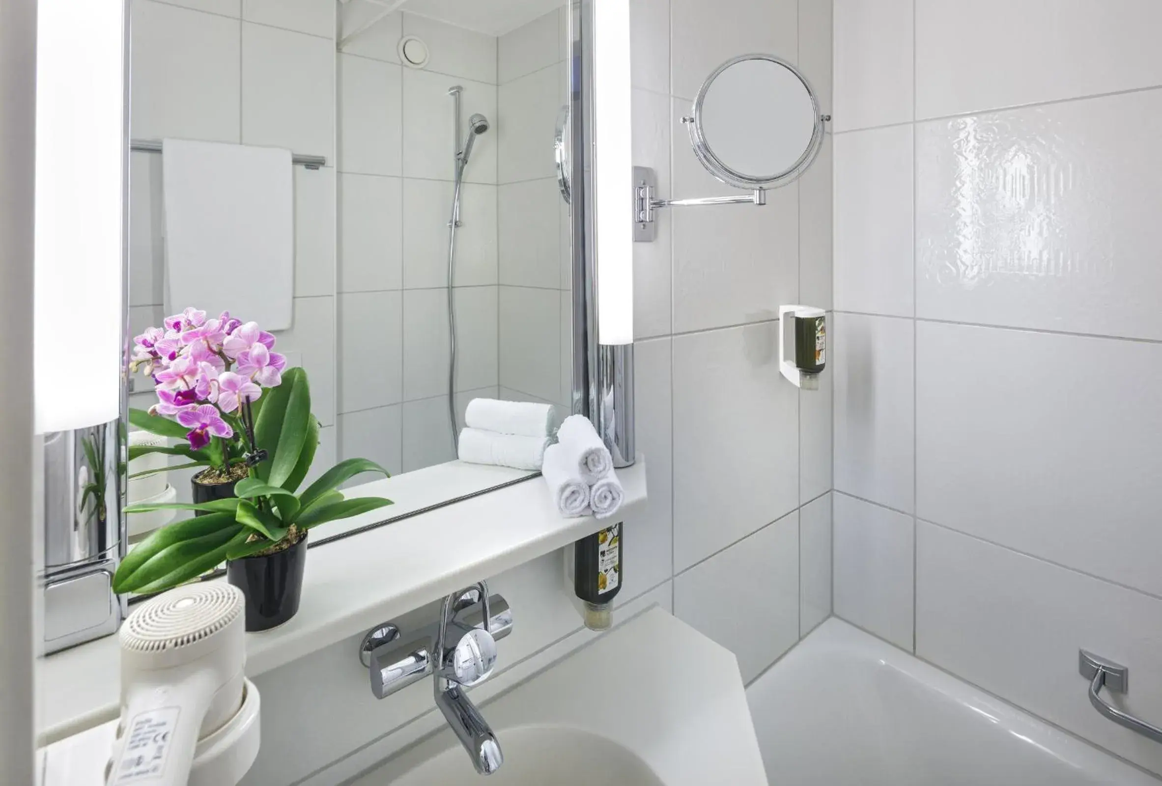 Standard Triple Studio in Swiss Star Irchel - Self Check-In Standard Triple Studio in Swiss Star Irchel - Self Check-In