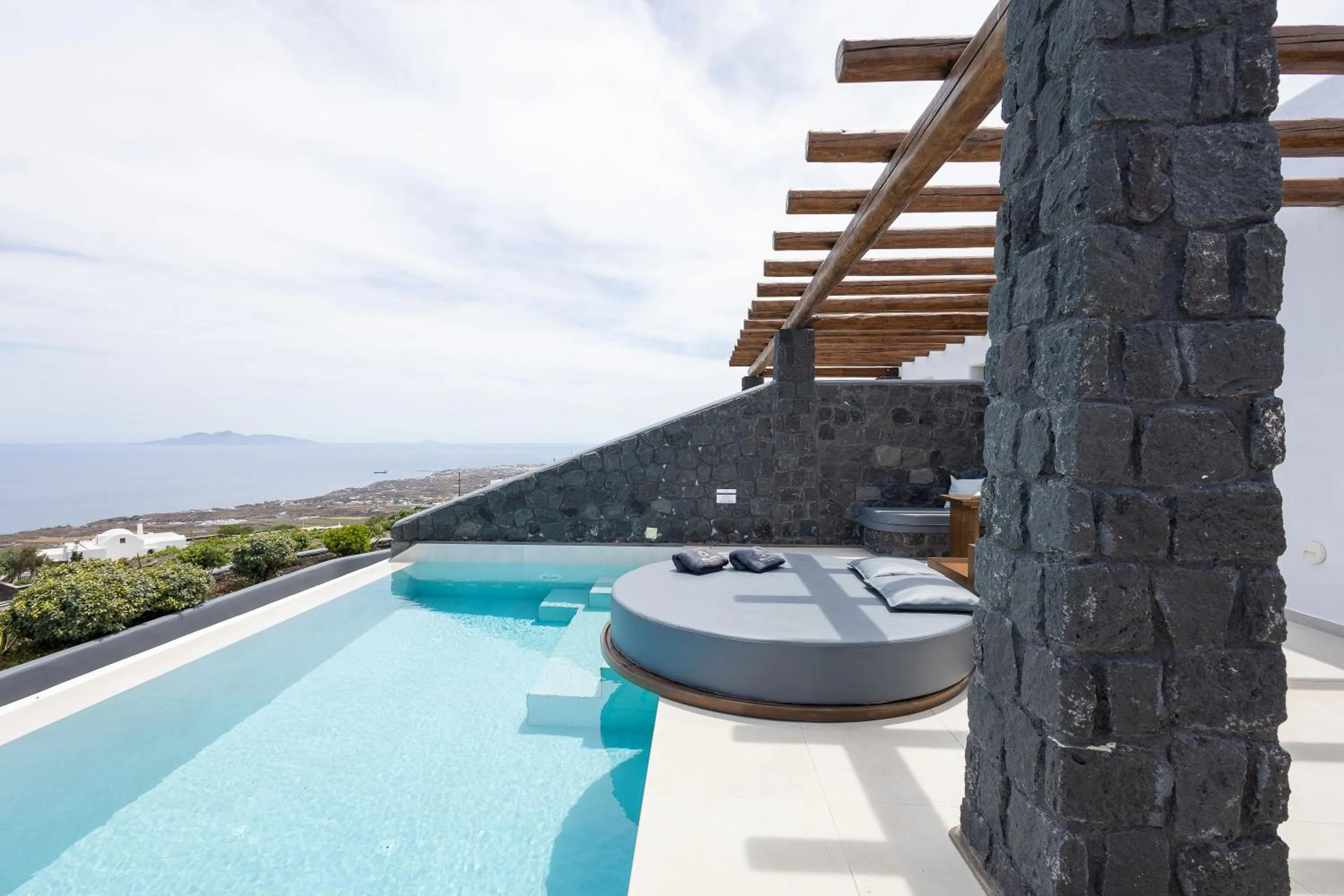 Day in Brilliance Suites