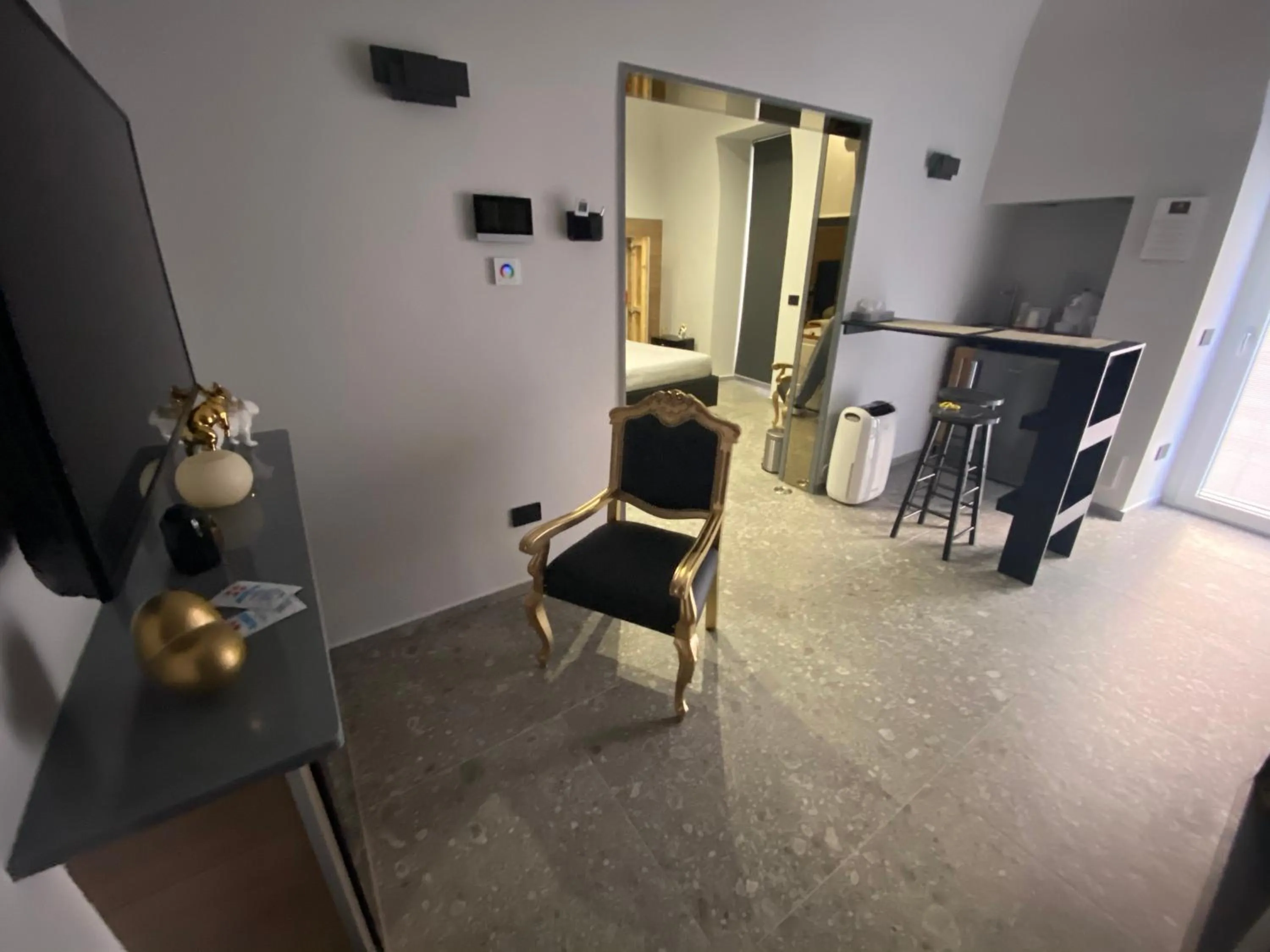 Seating area in Rebel Suite love