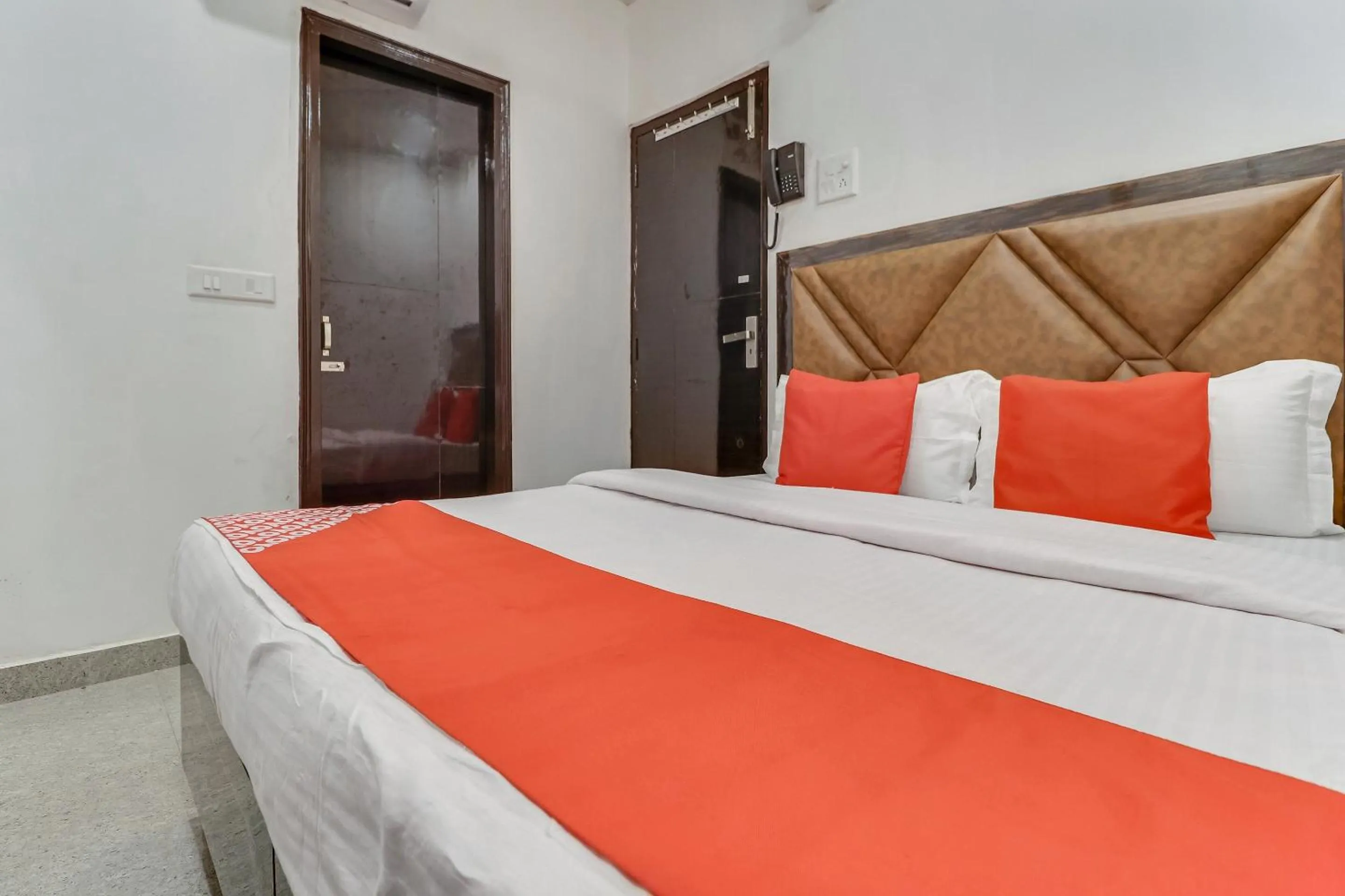 Bedroom, Bed in Hotel O Sun View