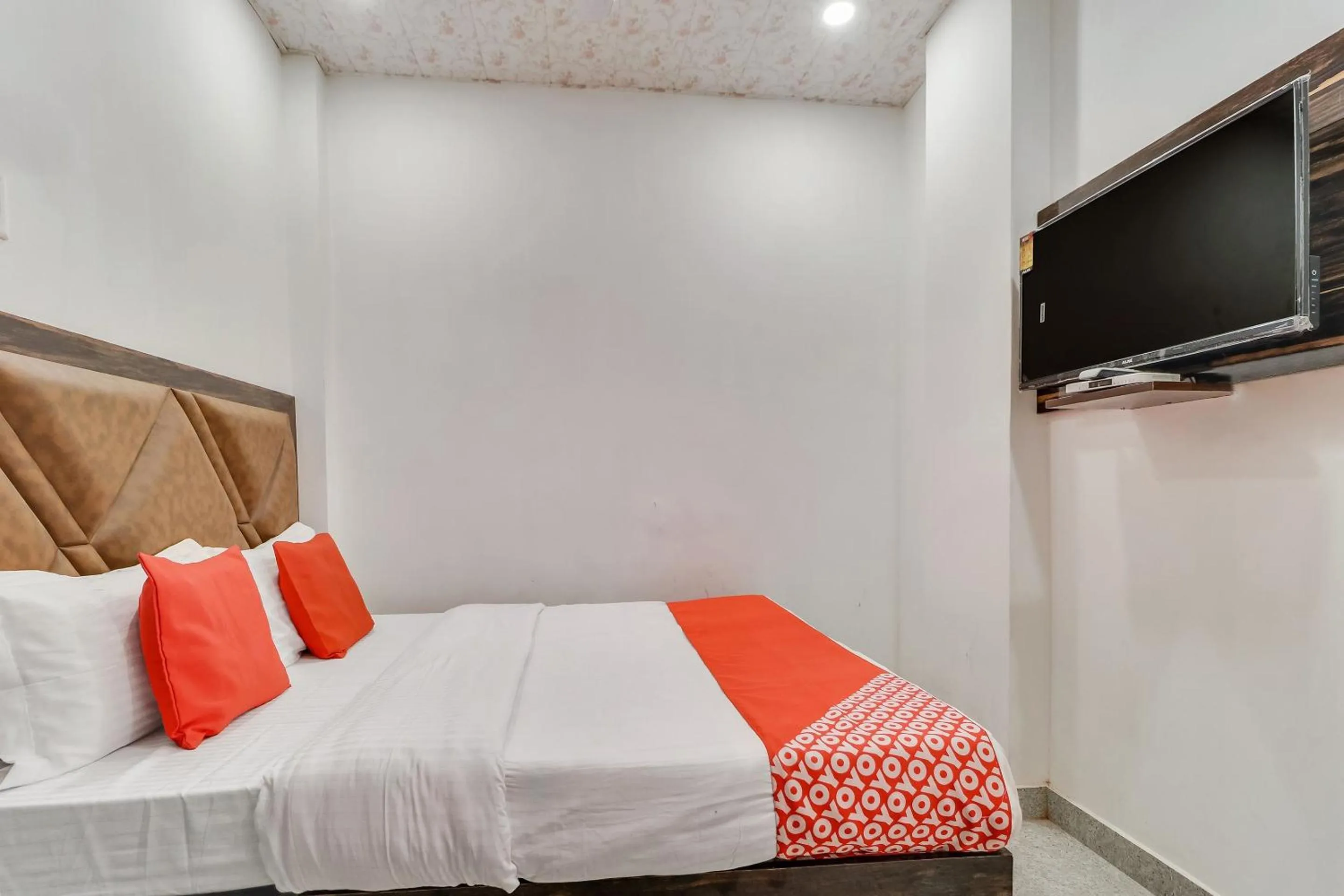 Bedroom, Bed in Hotel O Sun View