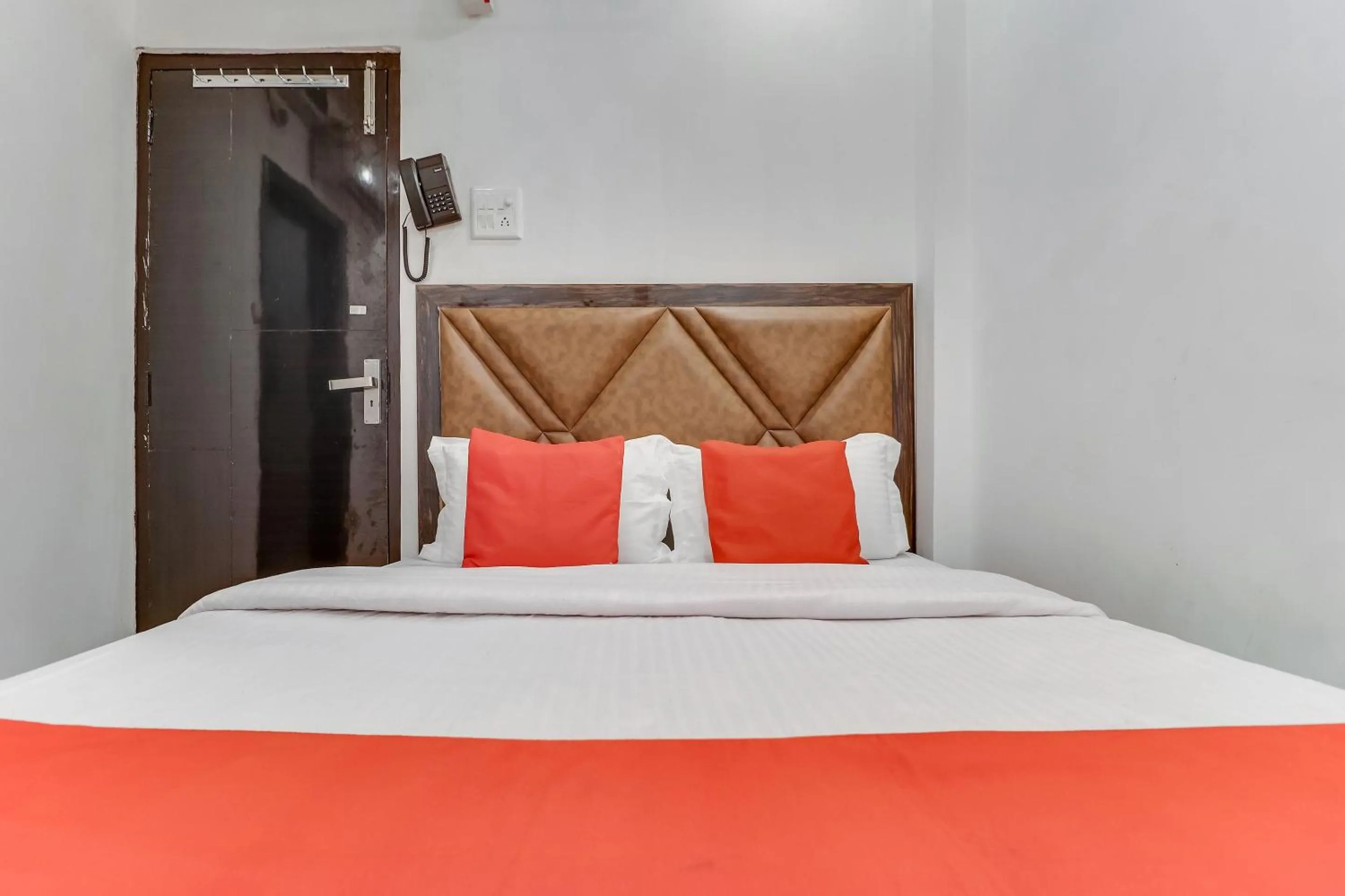 Bedroom, Bed in Hotel O Sun View