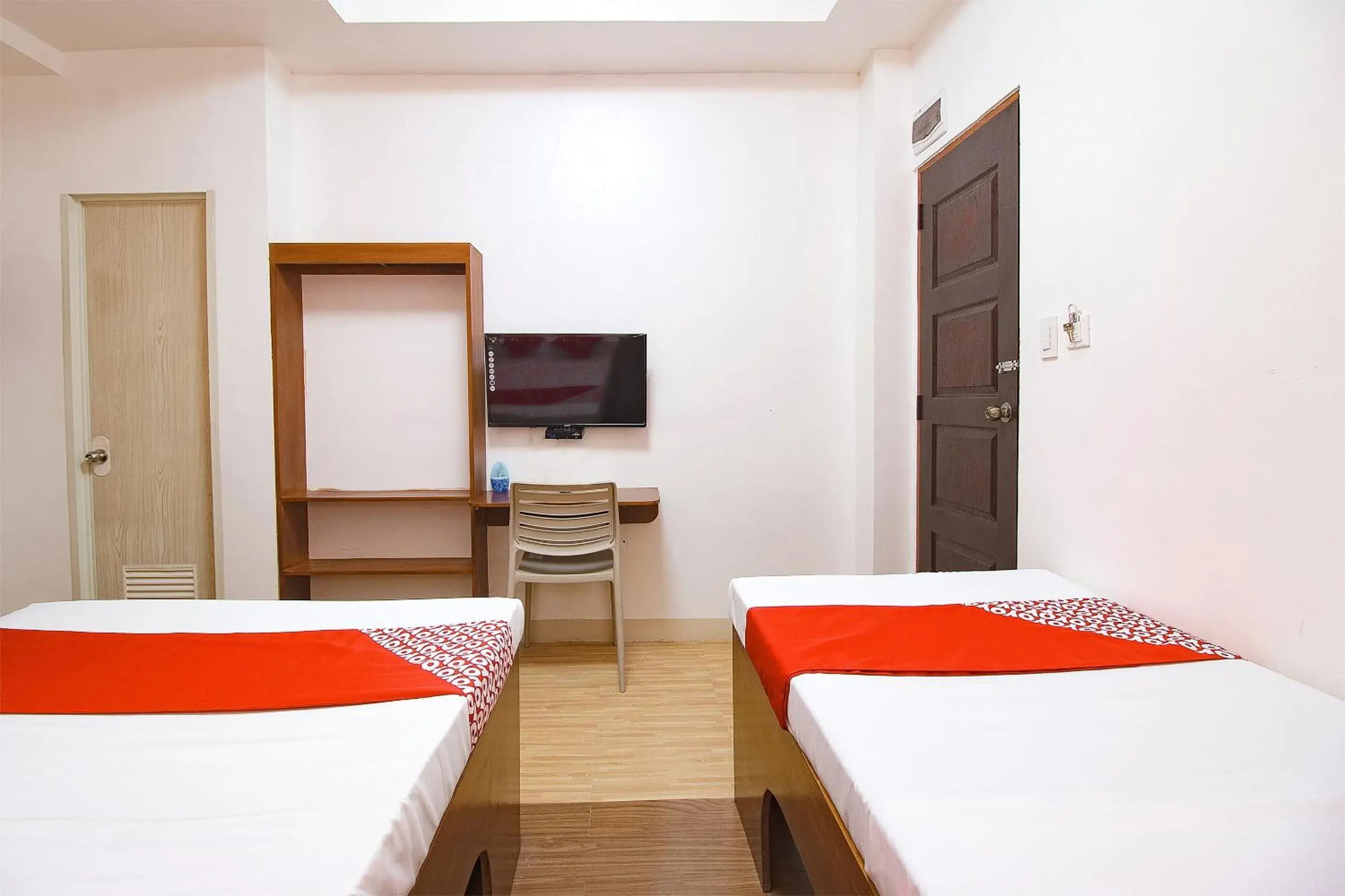 Bedroom, Bed in OYO 685 K Fortune Apartelle Bedroom, Bed in OYO 685 K Fortune Apartelle