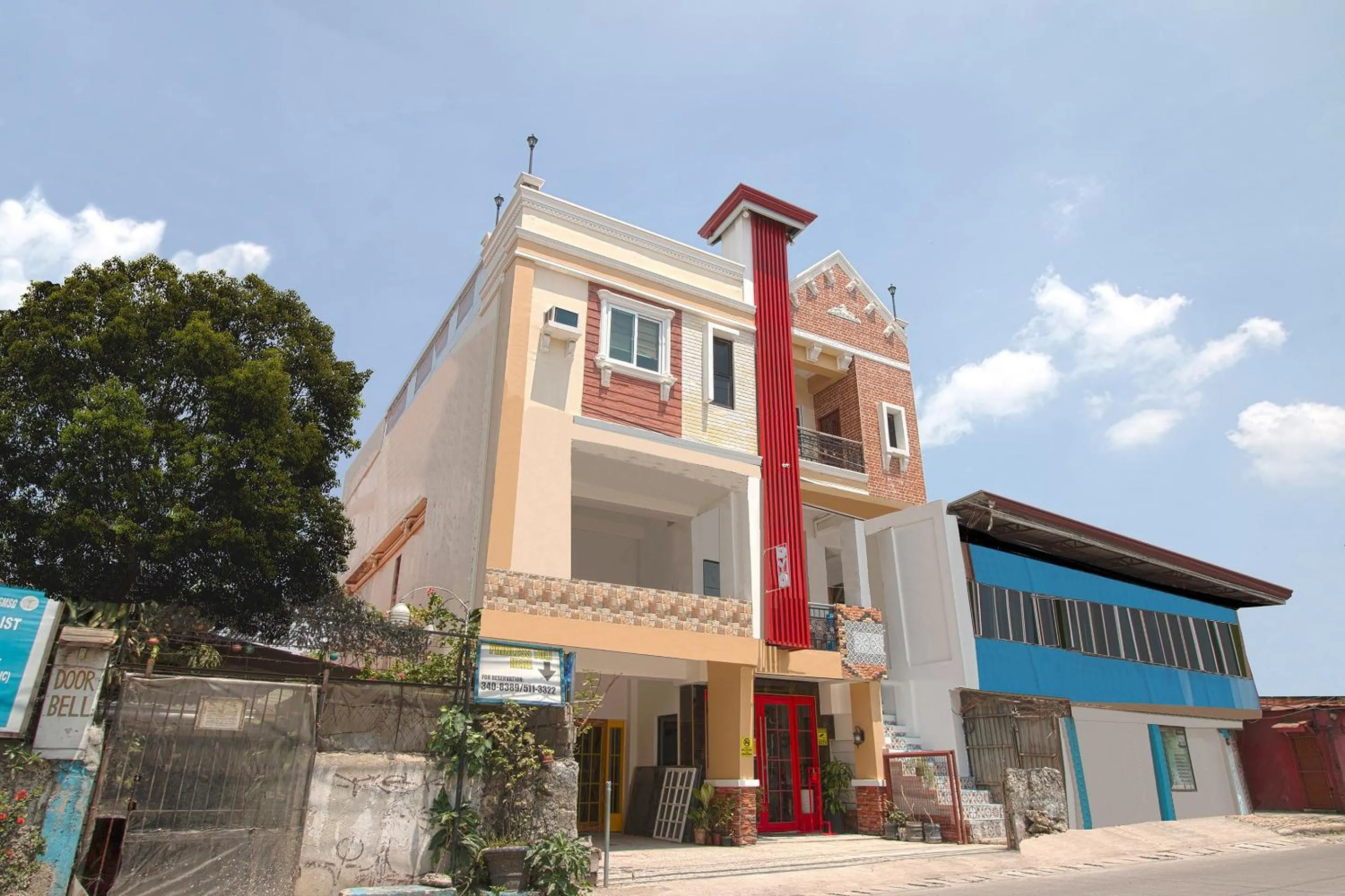 Facade/entrance in OYO 685 K Fortune Apartelle