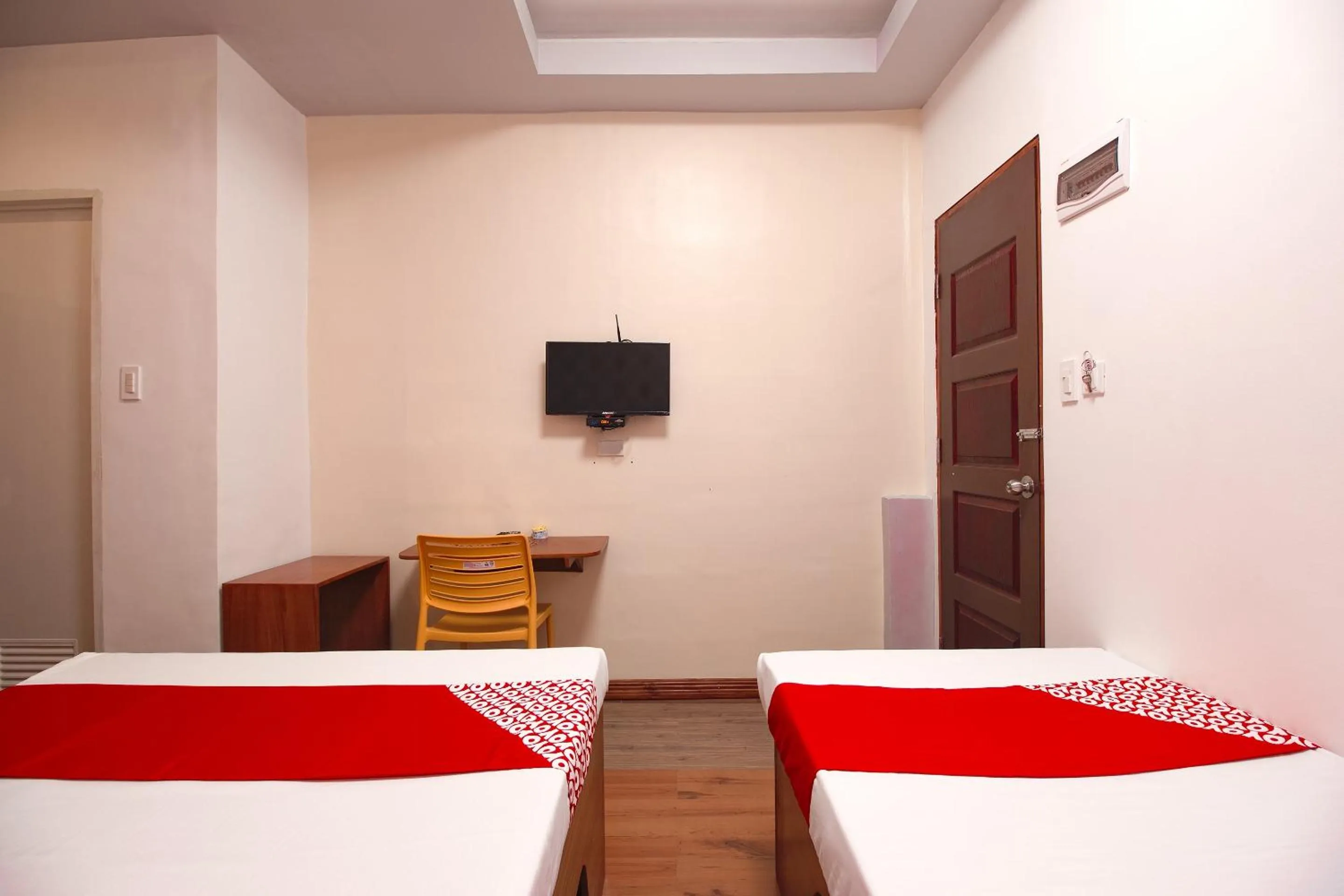 Bedroom, Bed in OYO 685 K Fortune Apartelle