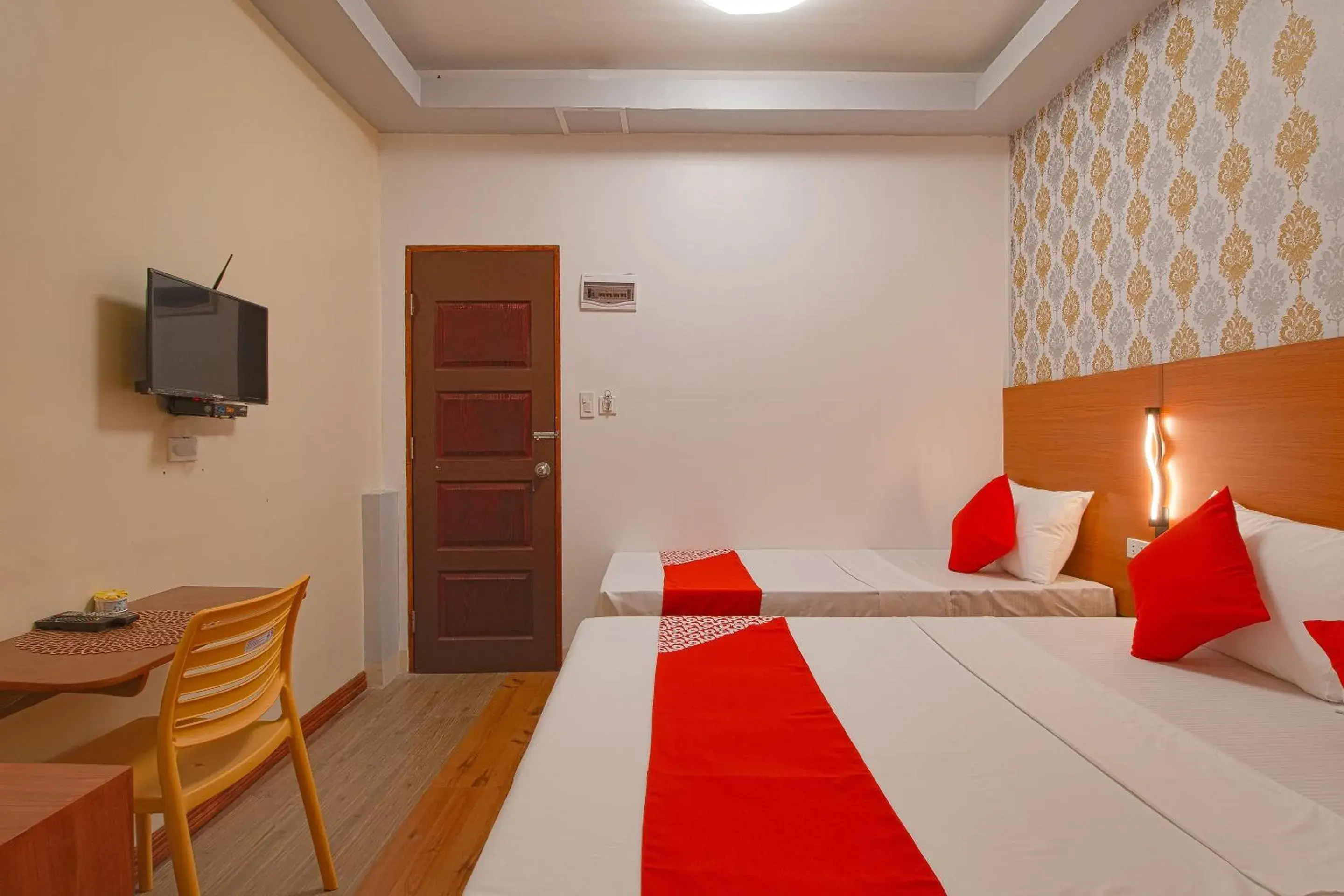 Bedroom, Bed in OYO 685 K Fortune Apartelle Bedroom, Bed in OYO 685 K Fortune Apartelle