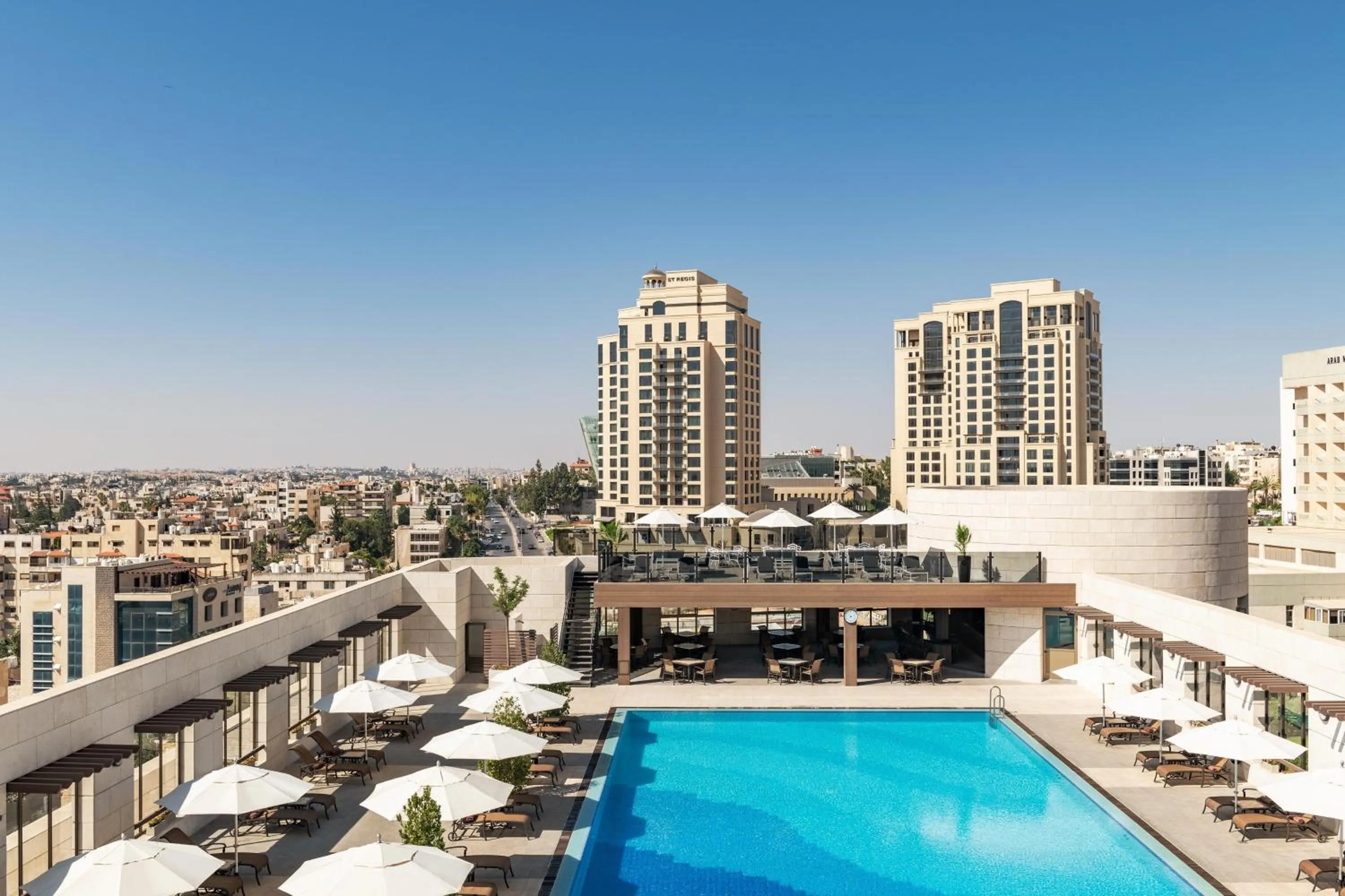 Swimming pool in Sheraton Amman Al Nabil Hotel