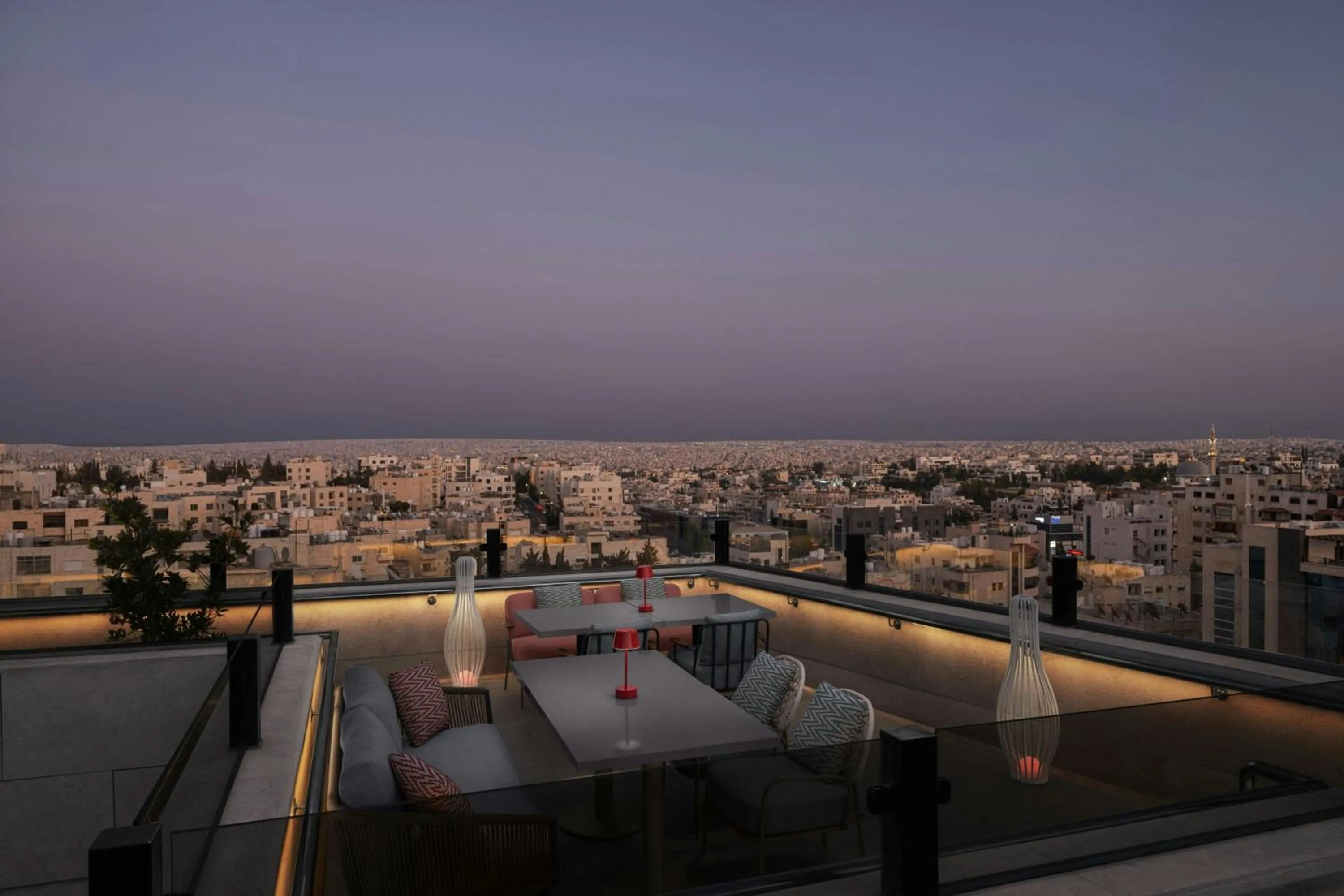 Restaurant/places to eat in Sheraton Amman Al Nabil Hotel