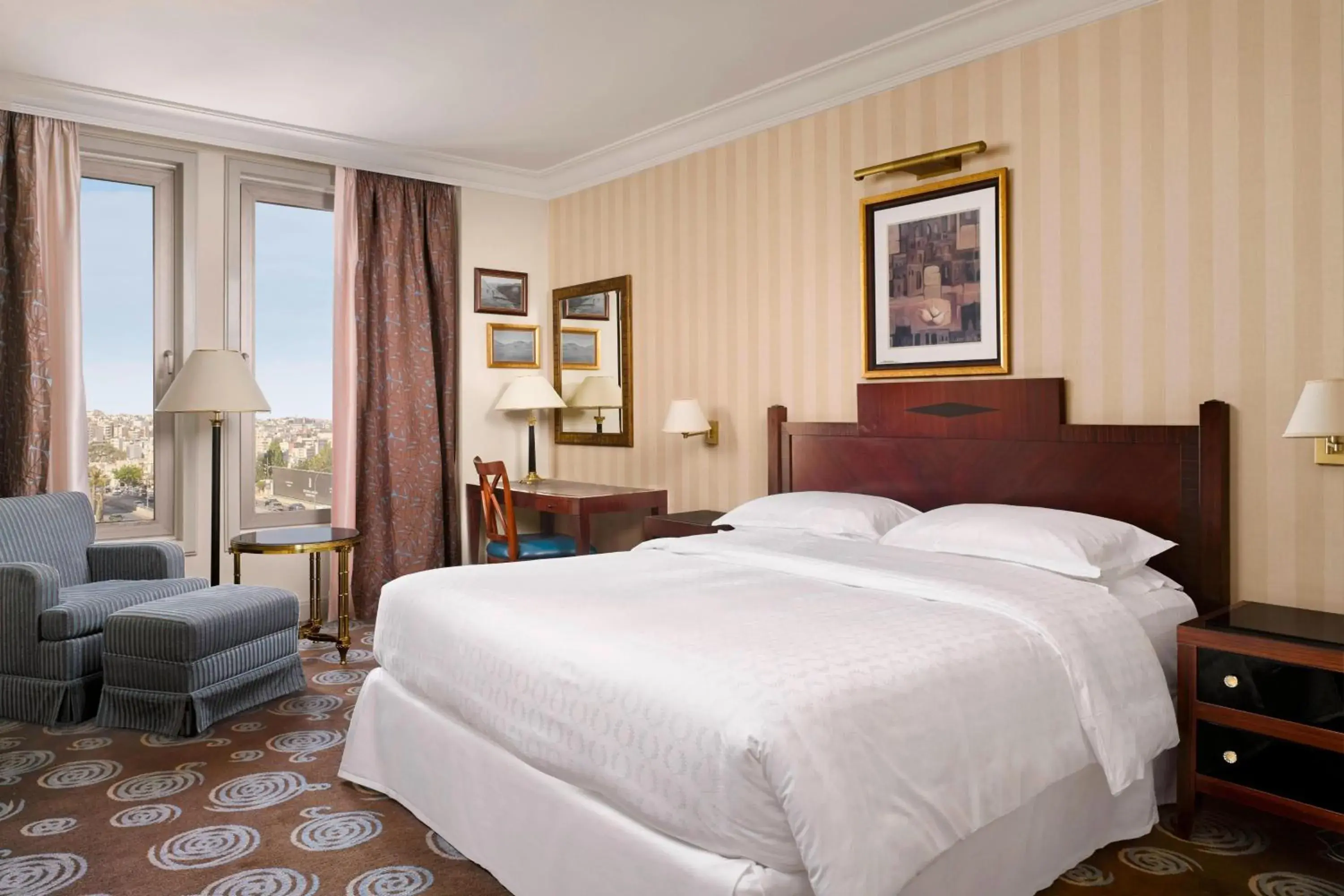 Premium King Bed, Guest room, 1 King, City view, Mid floor in Sheraton Amman Al Nabil Hotel Premium King Bed, Guest room, 1 King, City view, Mid floor in Sheraton Amman Al Nabil Hotel