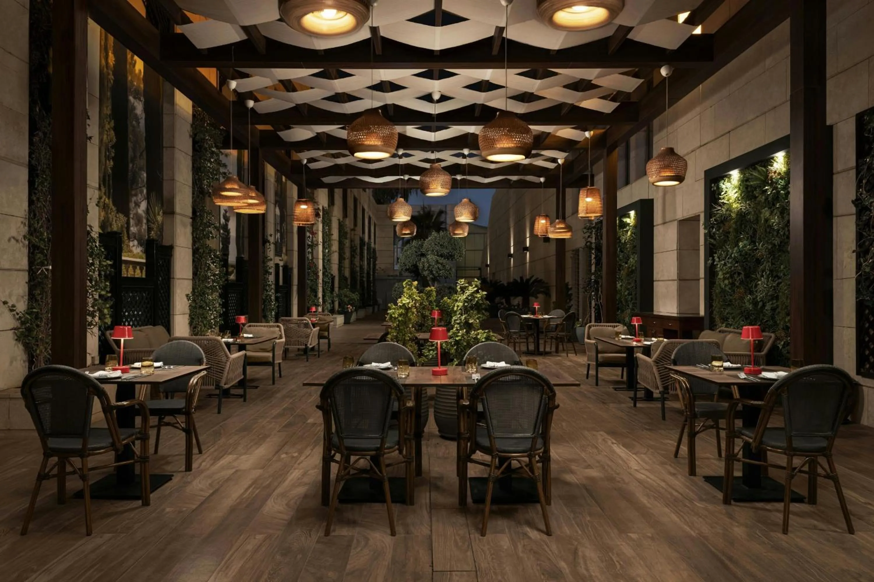 Restaurant/places to eat in Sheraton Amman Al Nabil Hotel