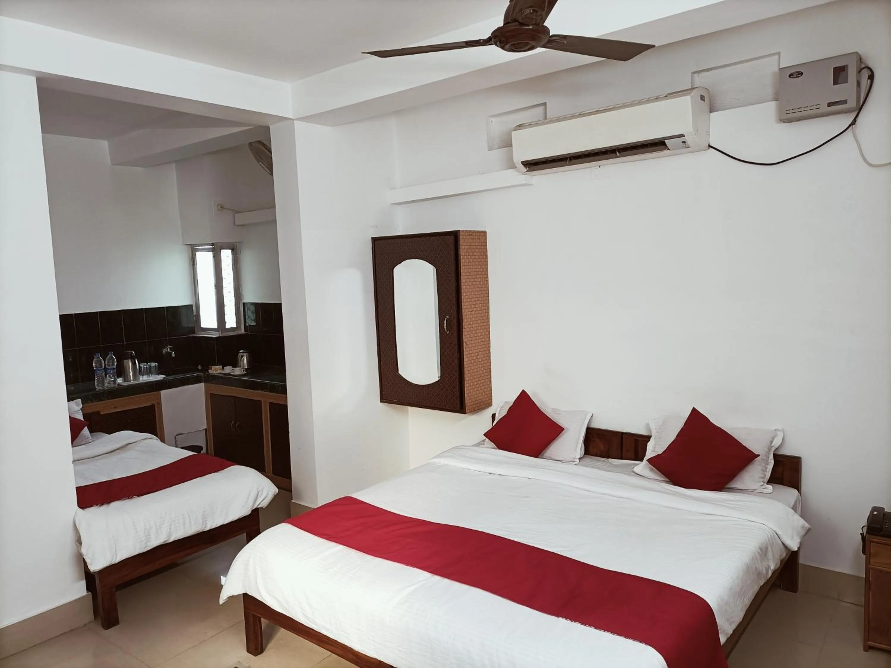 Bed in Laxmi Narayan Residency
