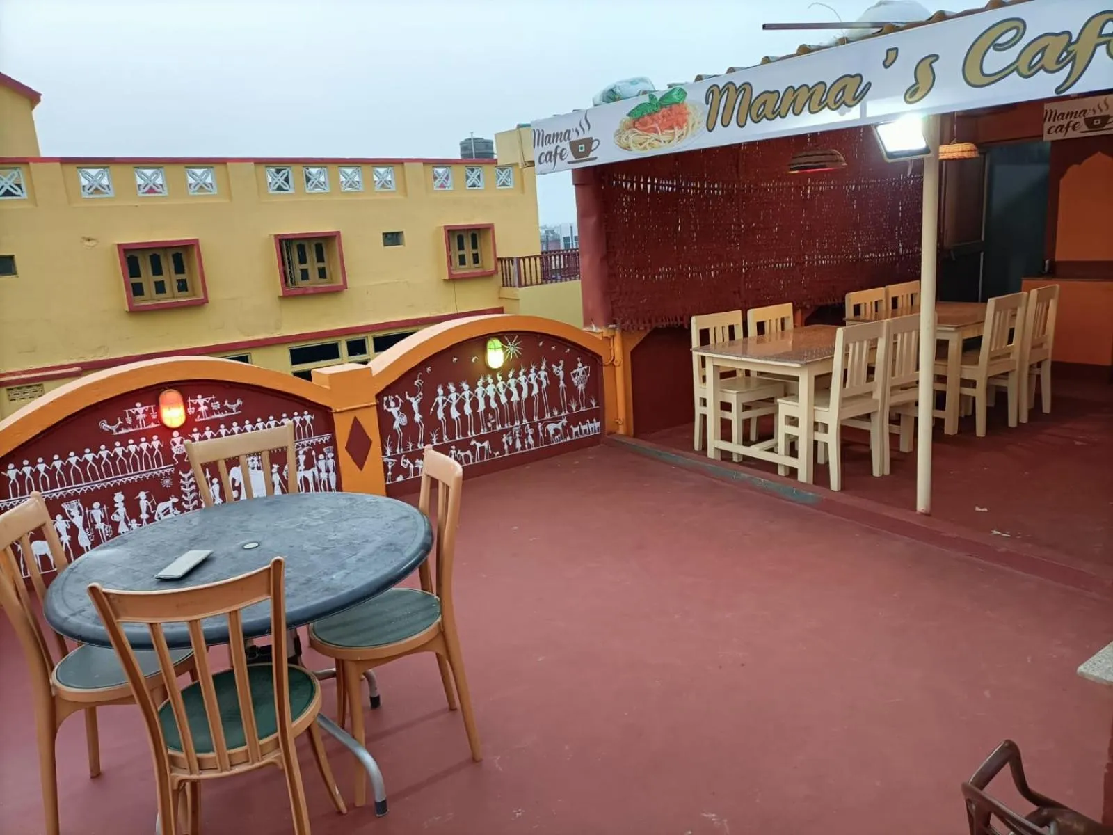 Restaurant/places to eat in Laxmi Narayan Residency