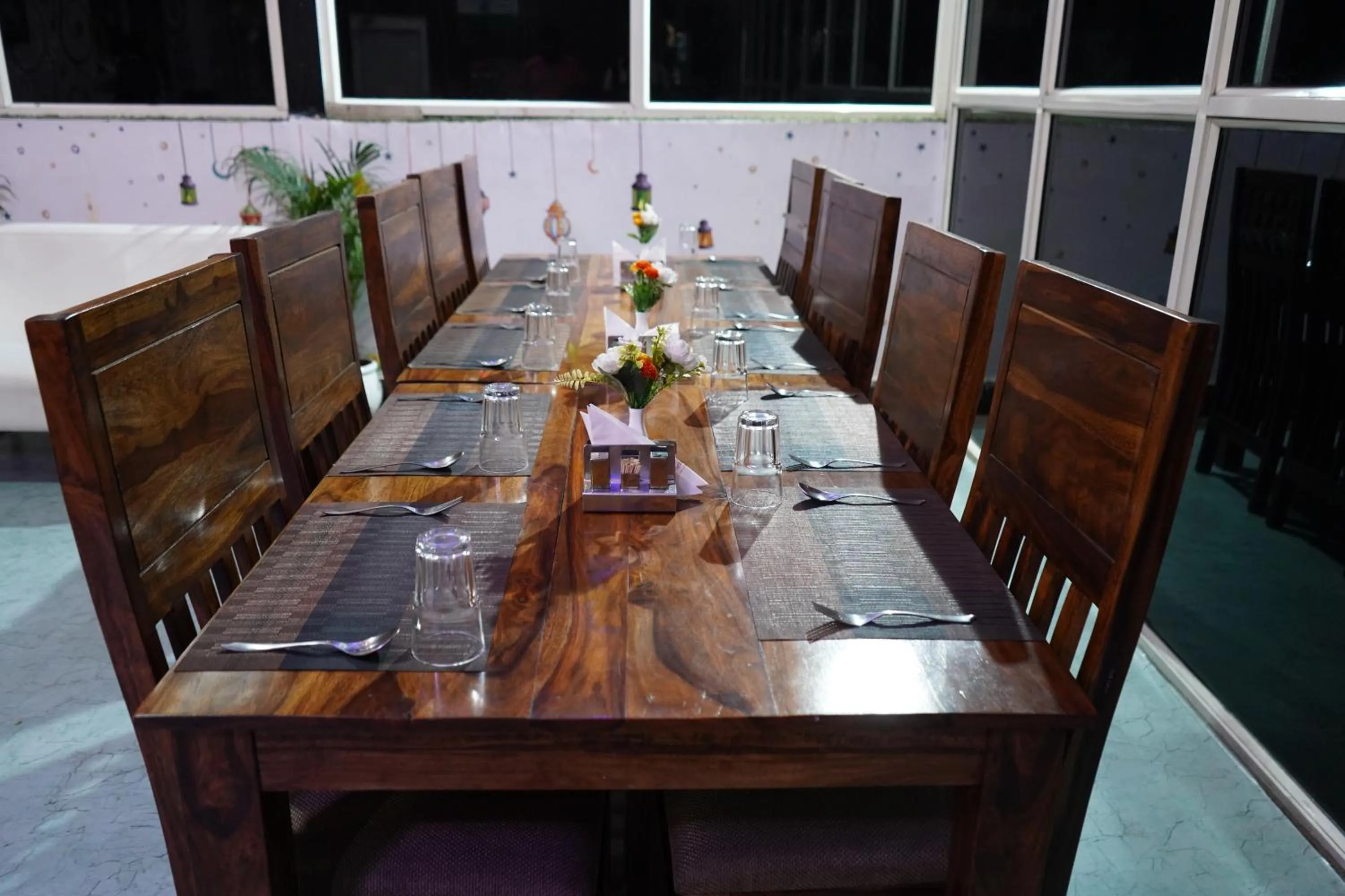 Restaurant/places to eat in The Dwelling Paradise