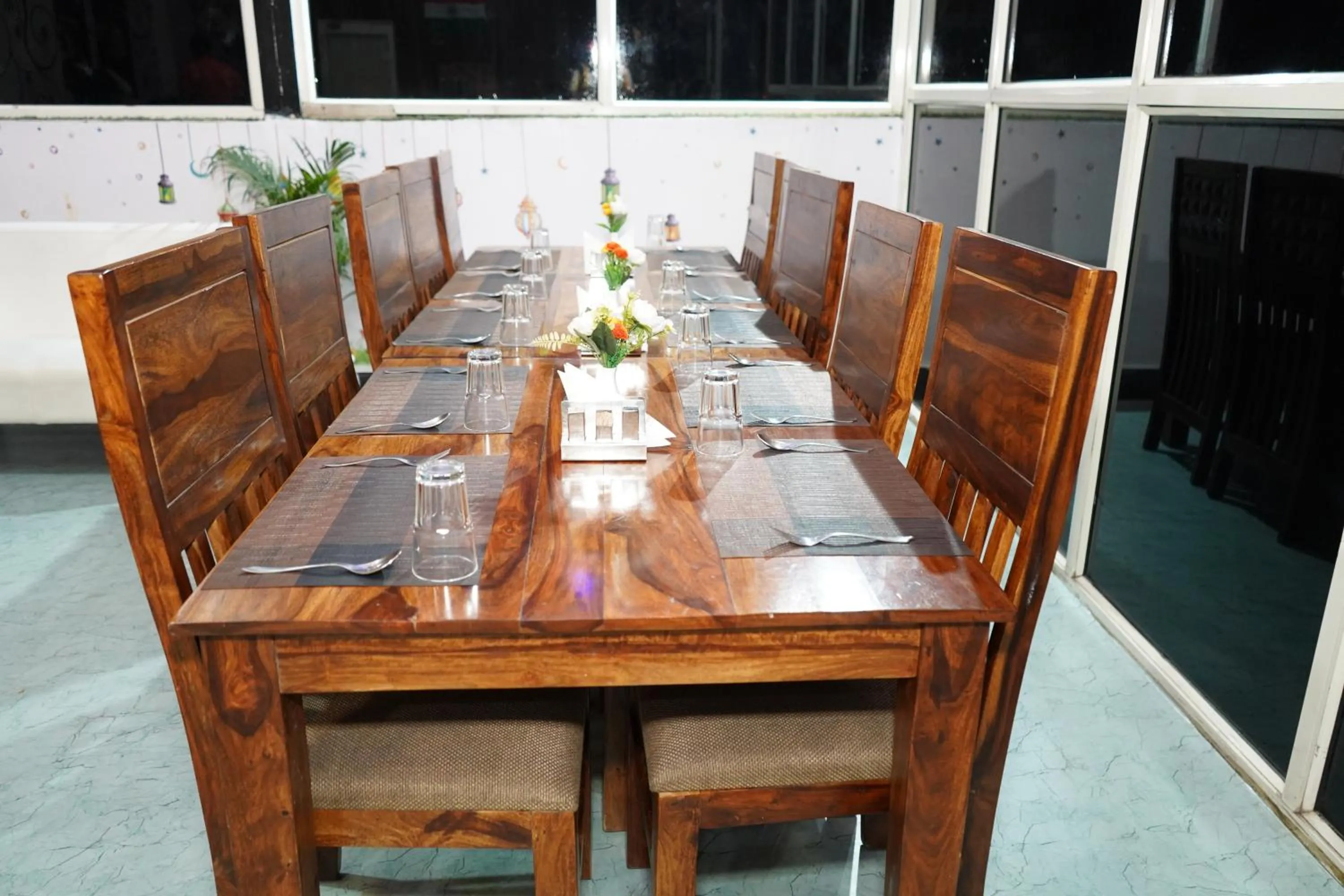 Restaurant/places to eat in The Dwelling Paradise