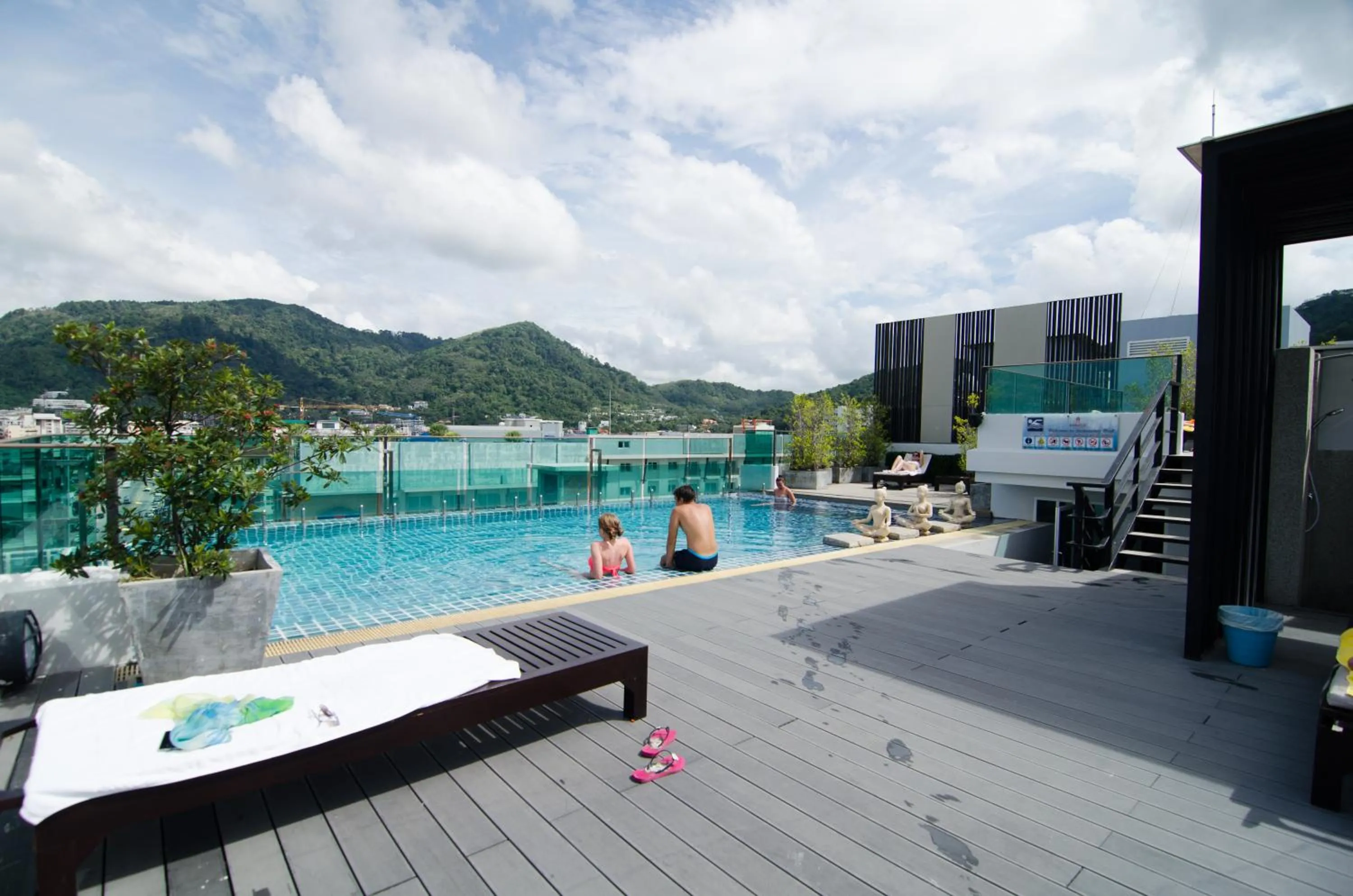 Swimming pool in Mirage Express Patong Phuket Hotel