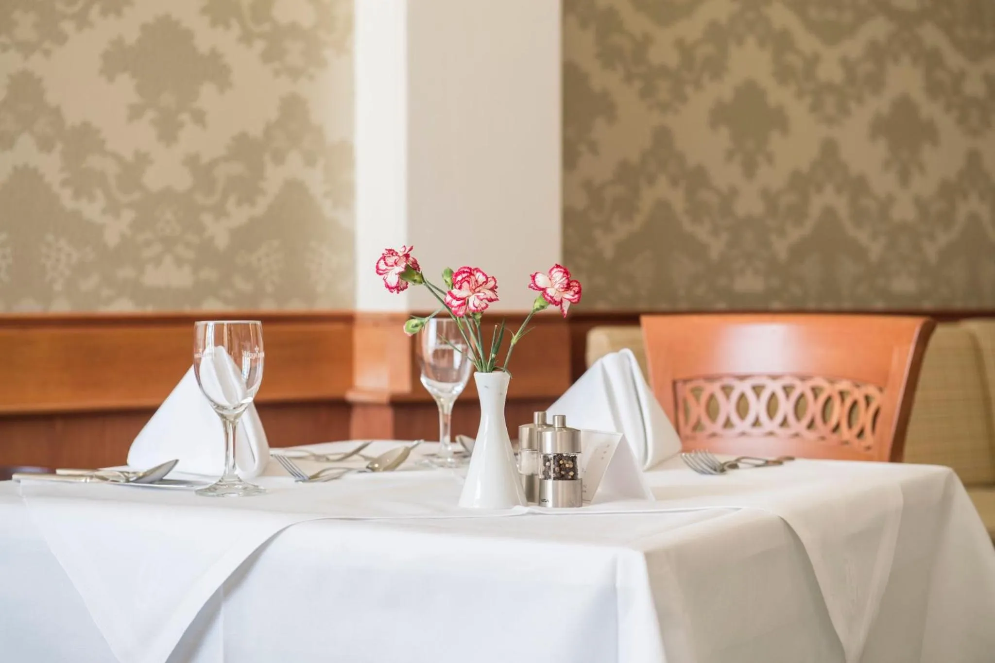 Restaurant/places to eat in Hotel St. Wolfgang