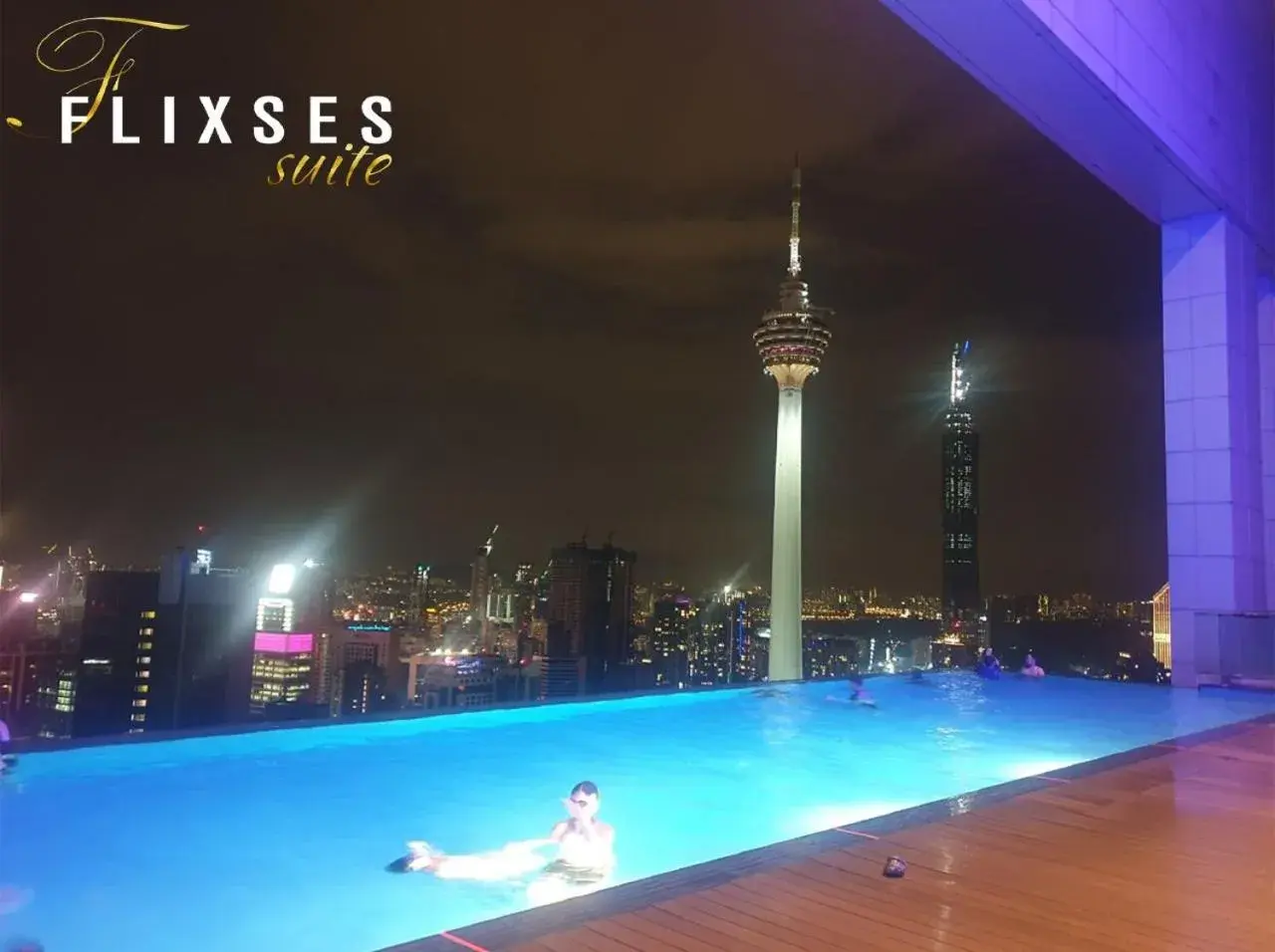 Swimming pool in Flixses Suites at Platinum KLCC Swimming pool in Flixses Suites at Platinum KLCC
