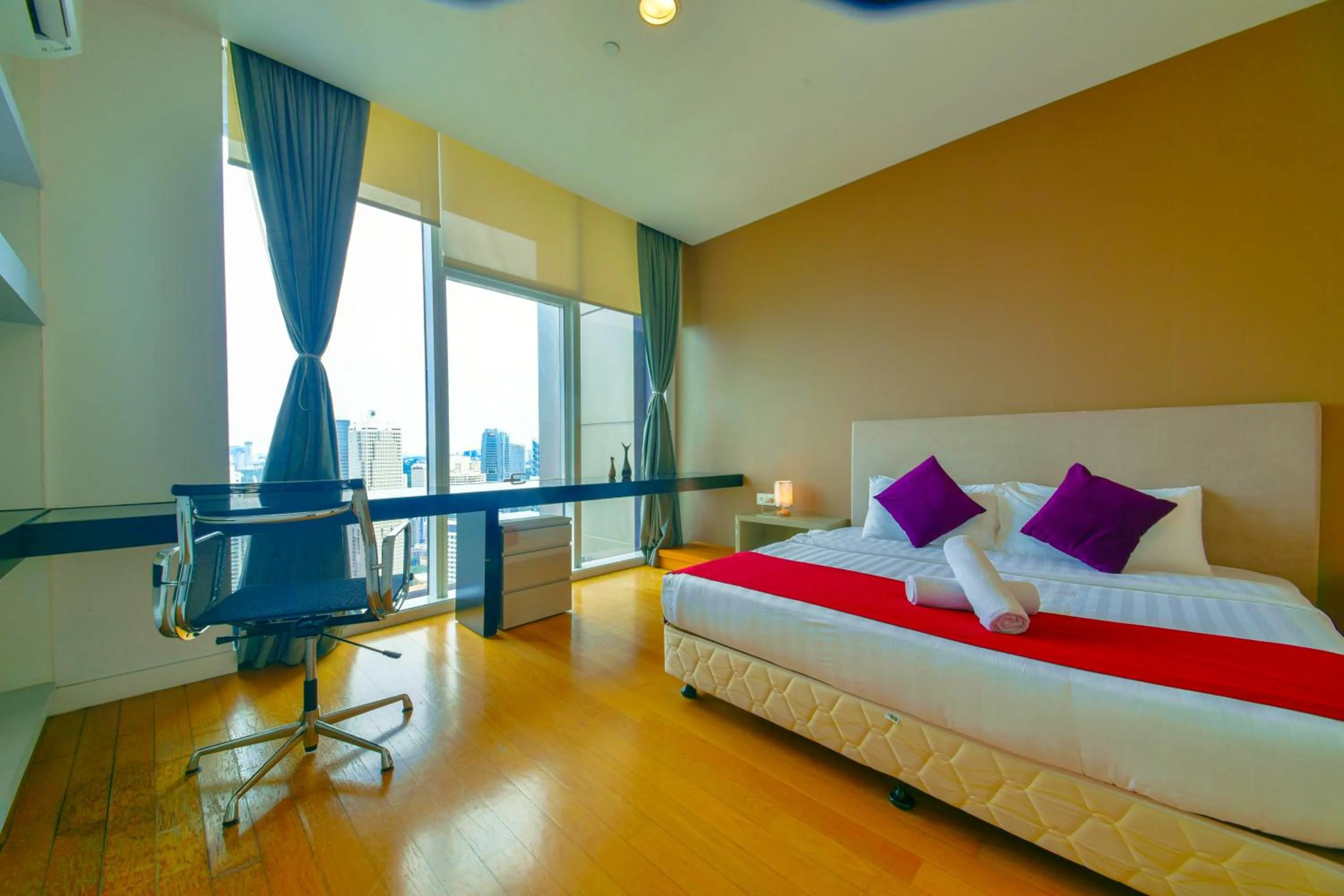 Bed in Flixses Suites at Platinum KLCC
