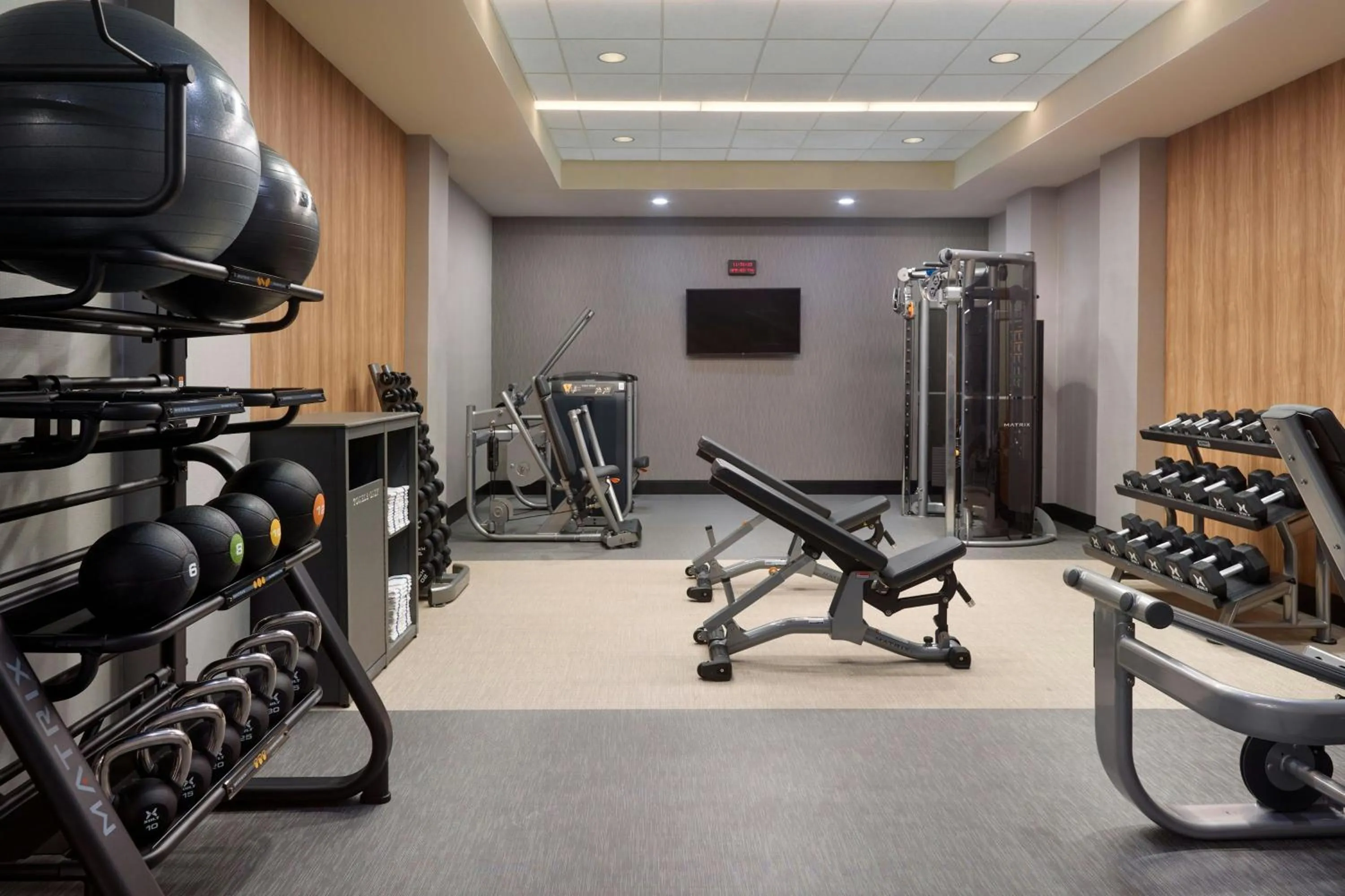 Fitness centre/facilities in Courtyard by Marriott Atlanta Dunwoody