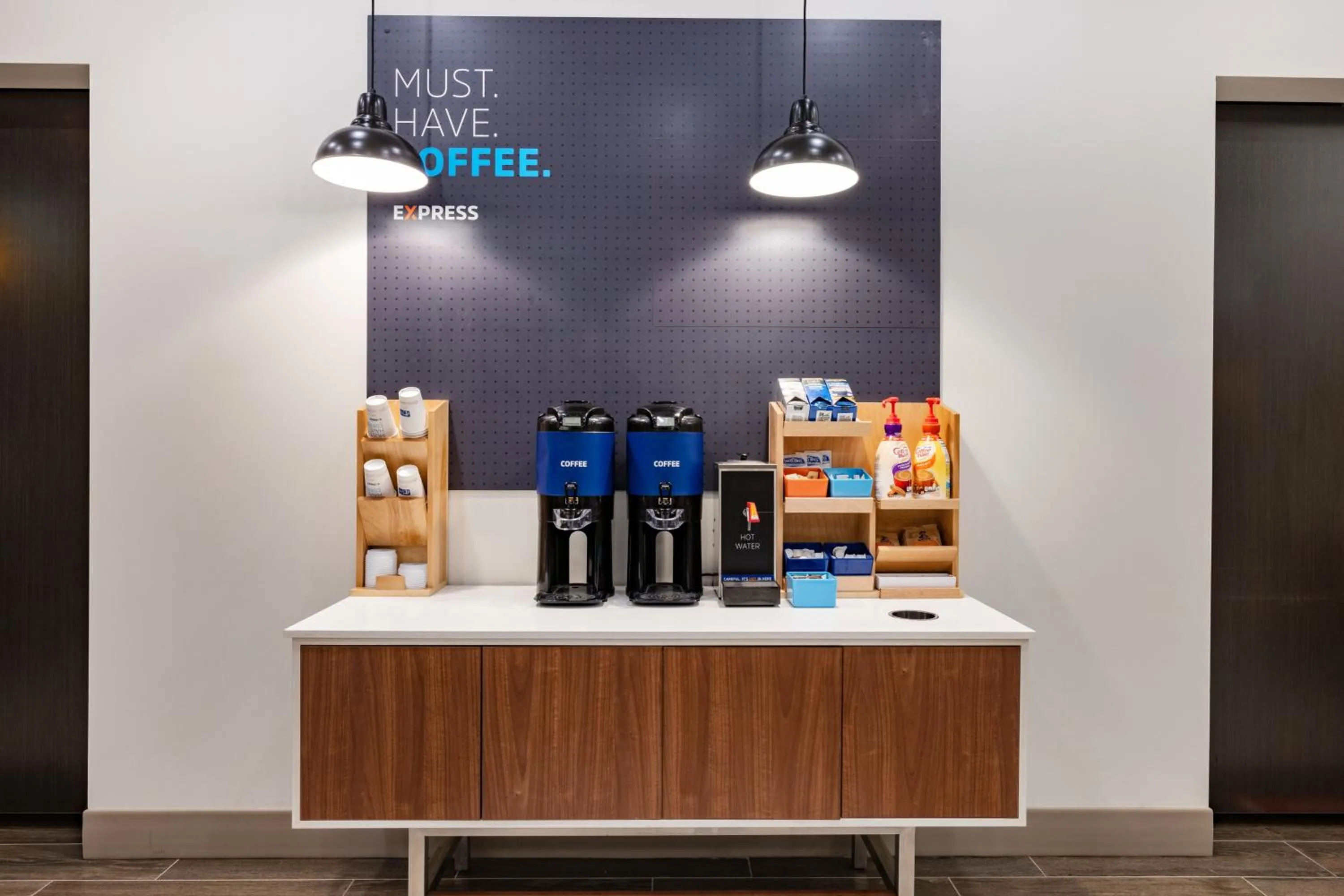 Property building in Holiday Inn Express & Suites - Lincoln Downtown by IHG