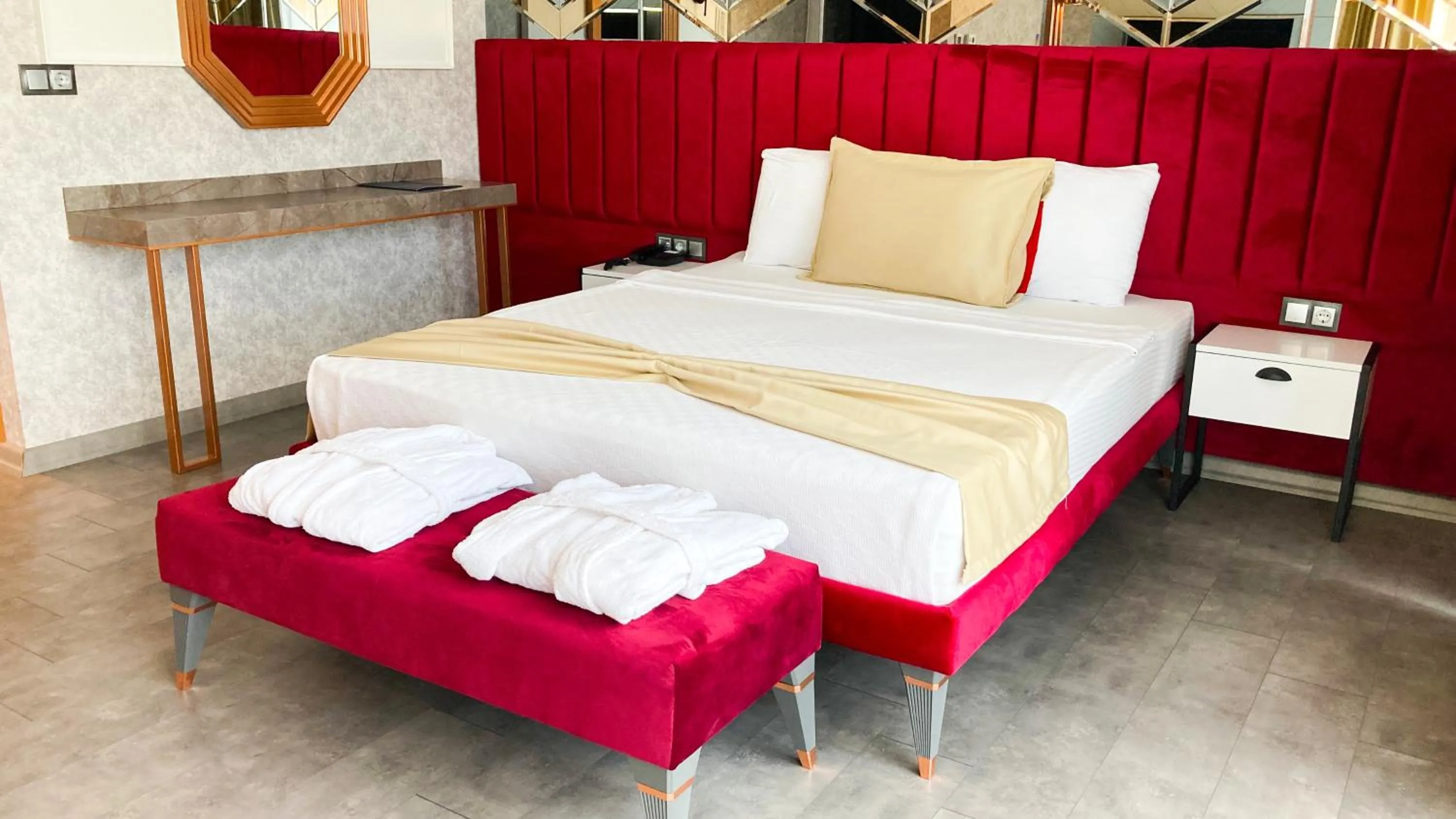 Bedroom, Bed in NENESSAHOTEL