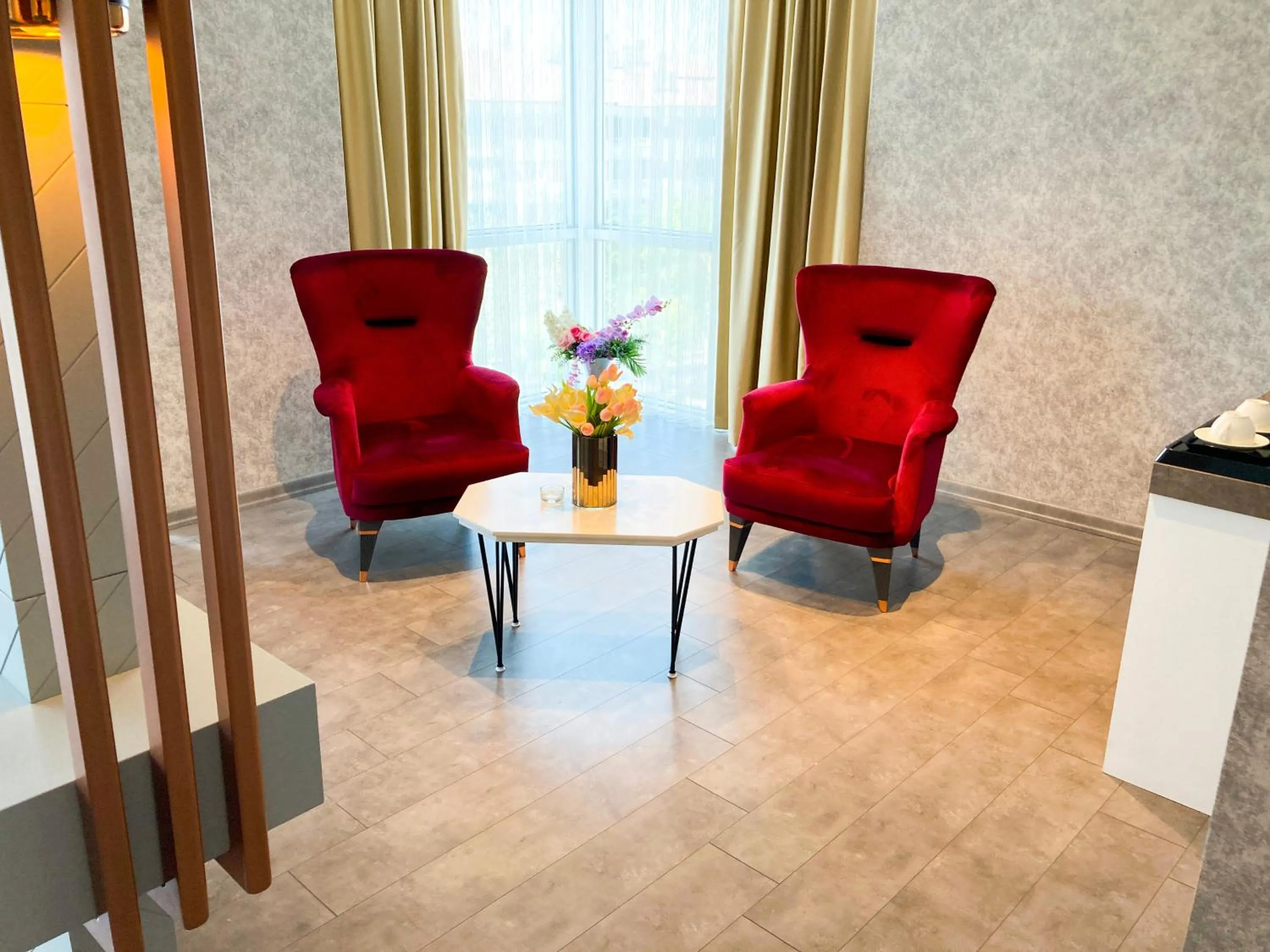 Living room in NENESSAHOTEL