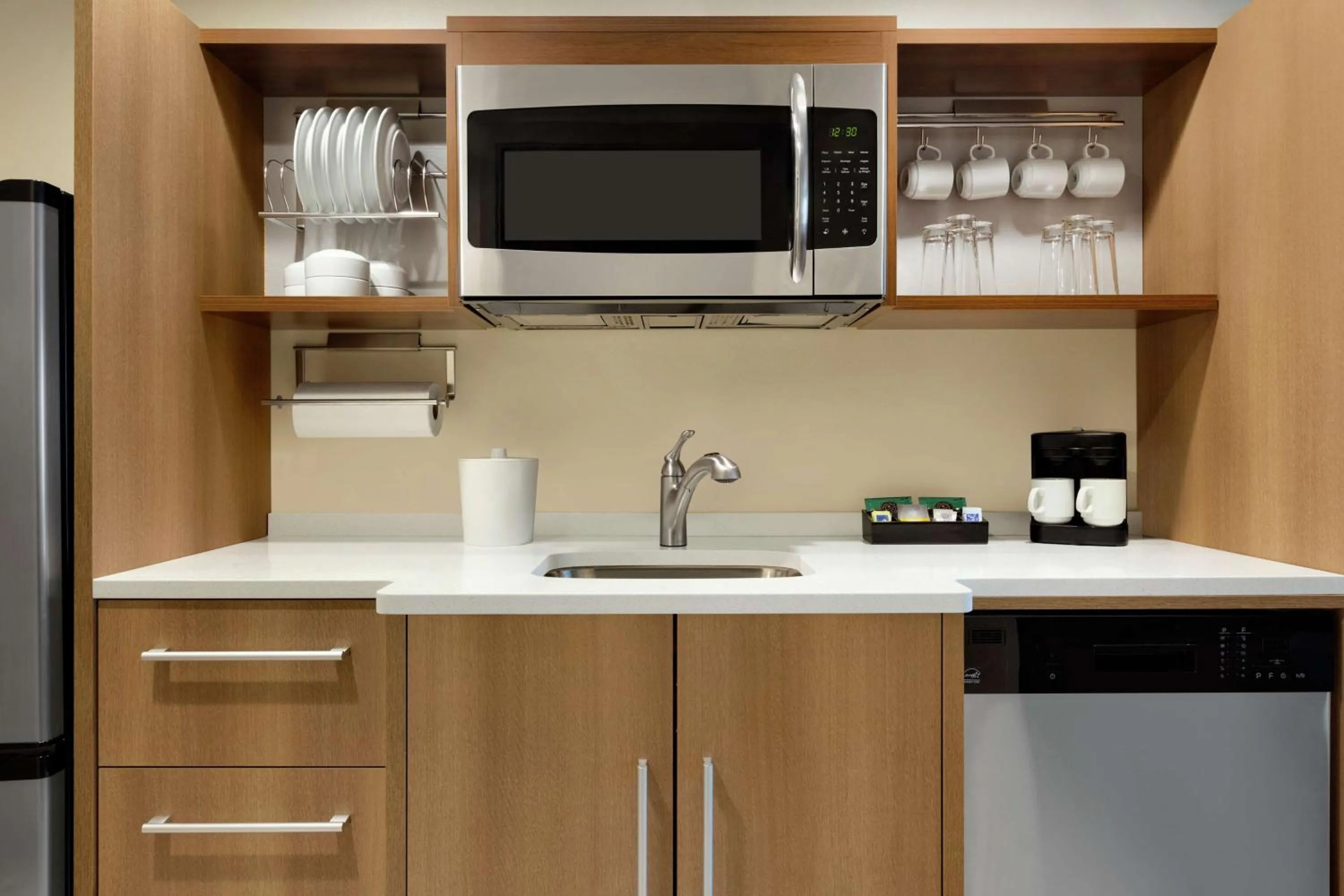 Bedroom in Home2 Suites by Hilton New Brunswick, NJ