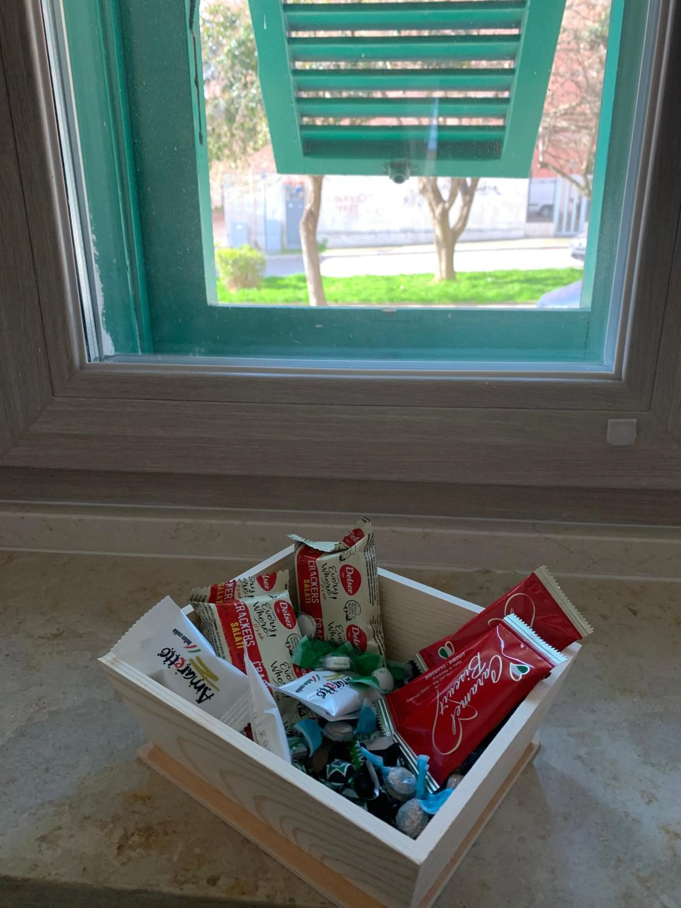 Quiet street view in B&B Piano Romano -con parcheggio privato gratuito-