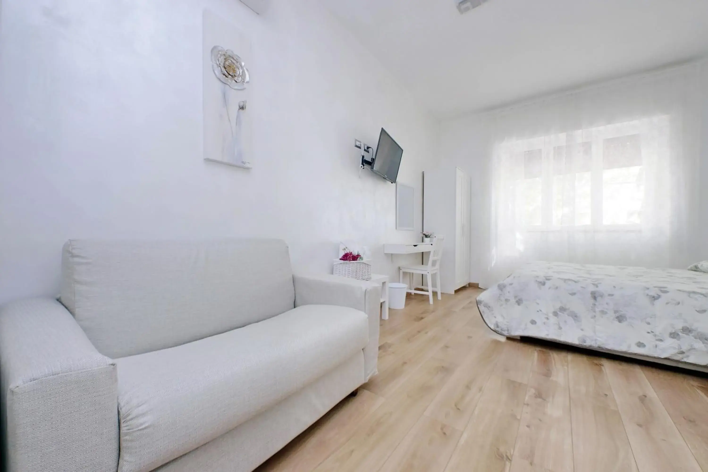 Triple Room with Private Bathroom - single occupancy in B&B Giuly Triple Room with Private Bathroom - single occupancy in B&B Giuly