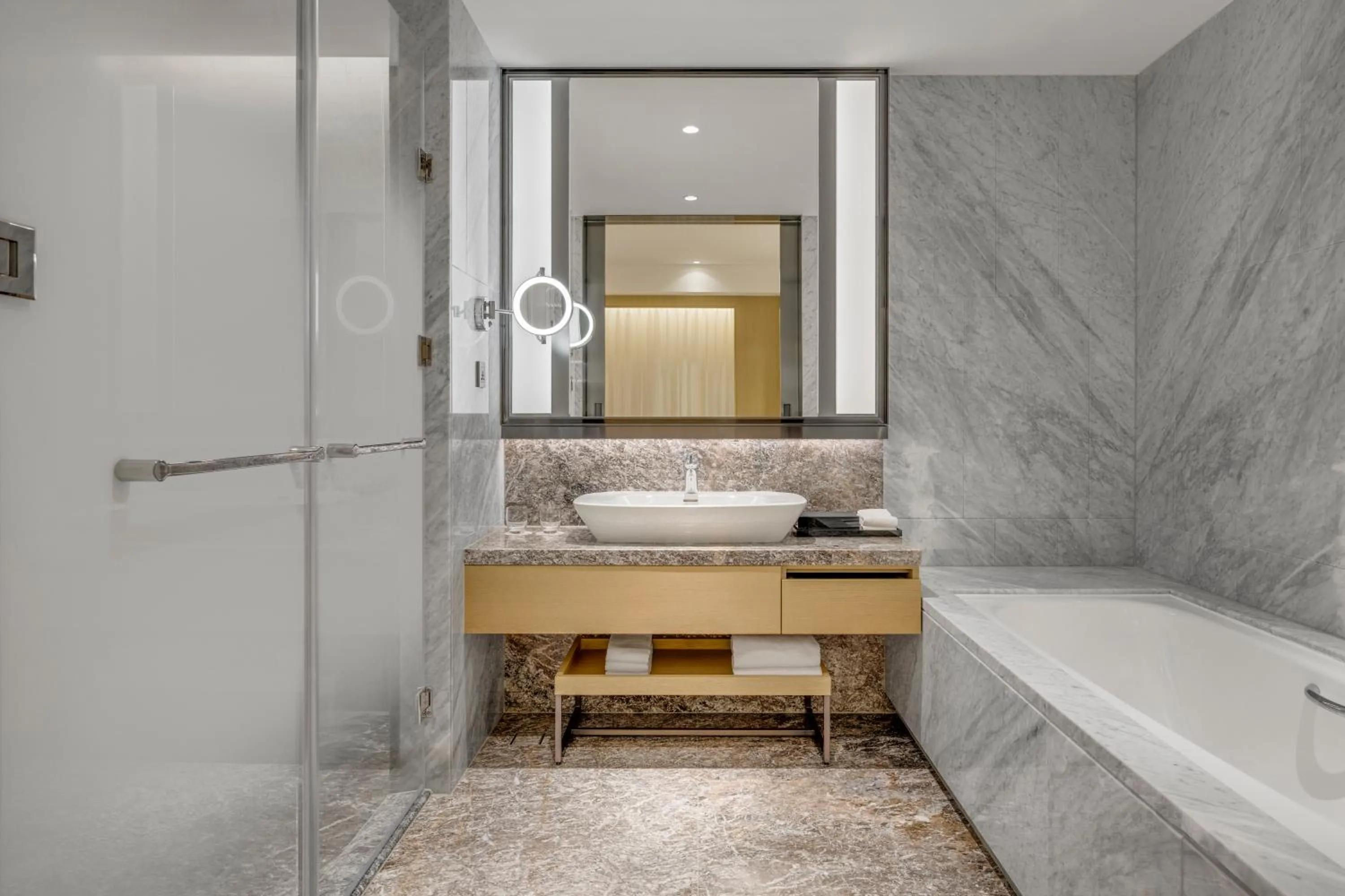 Bathroom in Kaohsiung Marriott Hotel