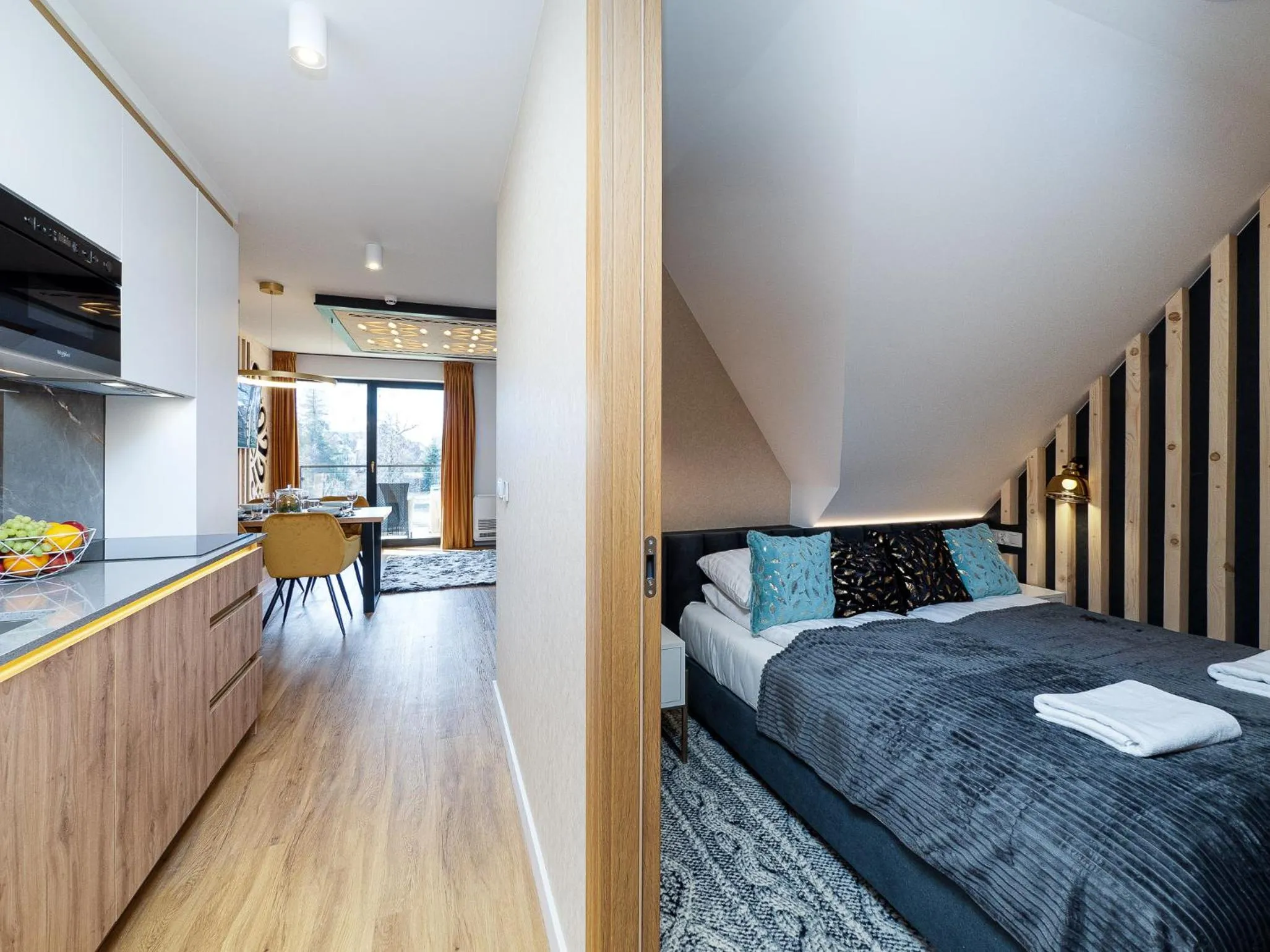 Kitchen or kitchenette, Bed in Aparthotel Góralski Spa 2