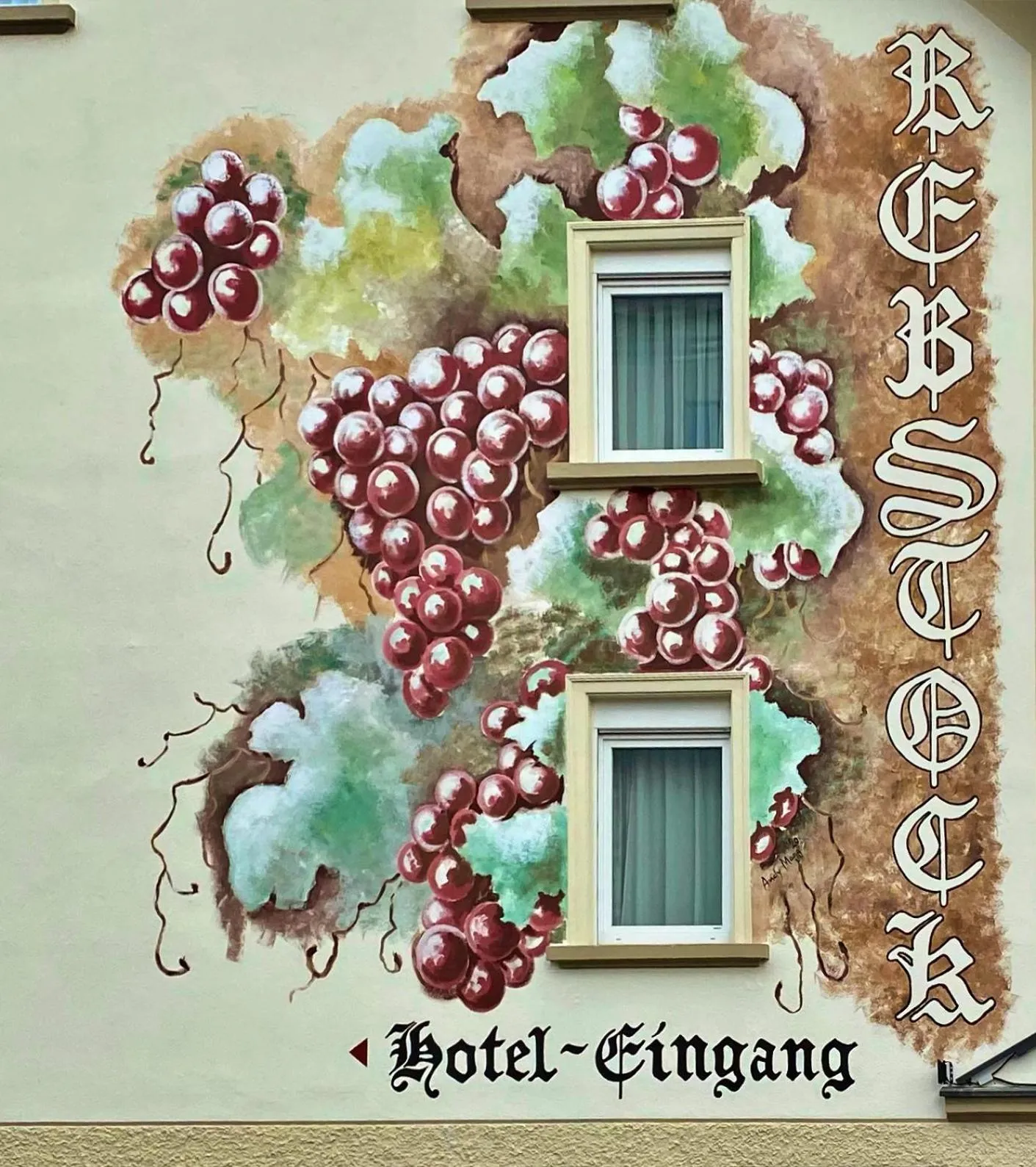 Facade/entrance in Gasthof Rebstock