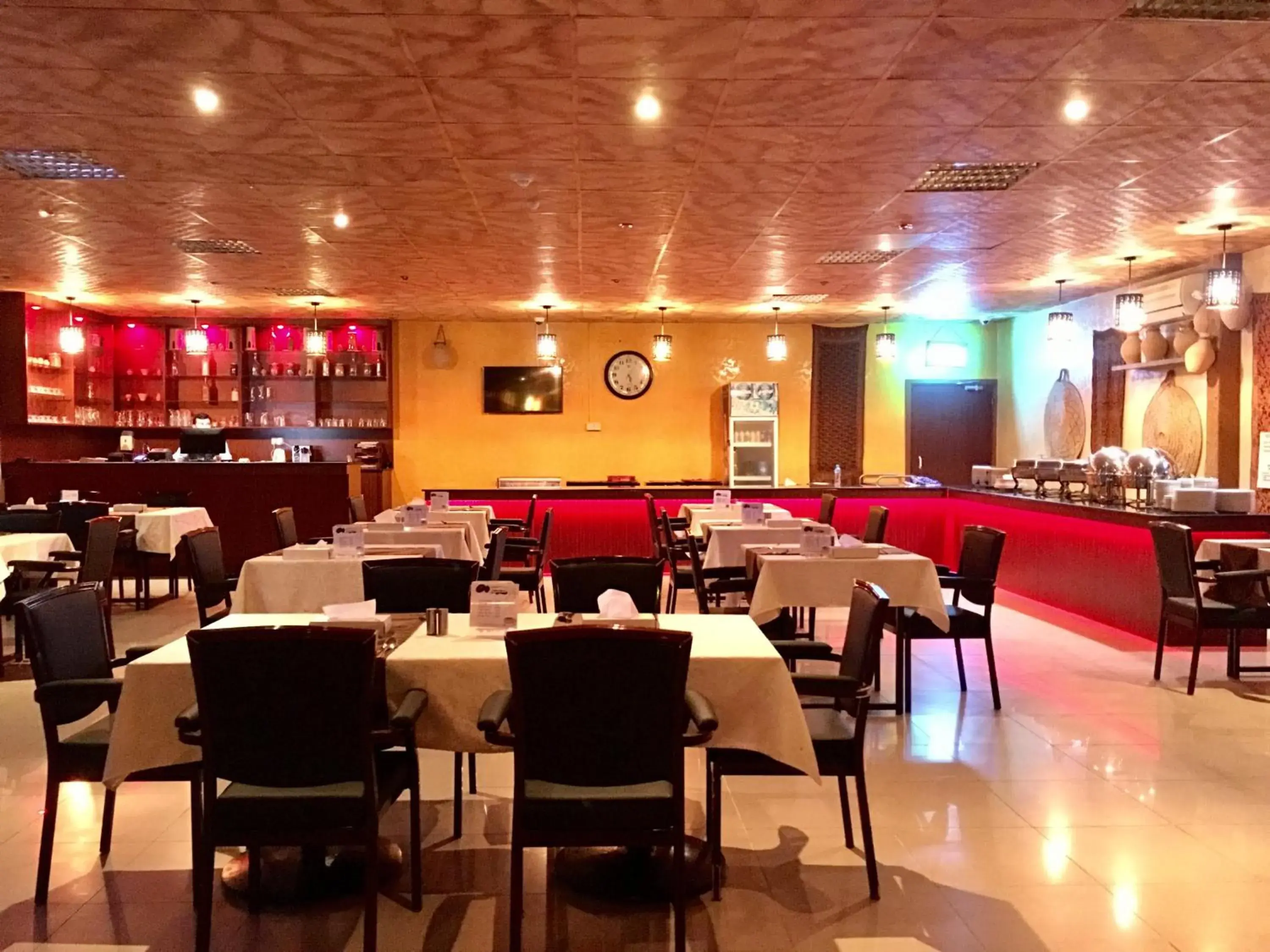 Food and drinks in Mutrah Hotel Food and drinks in Mutrah Hotel