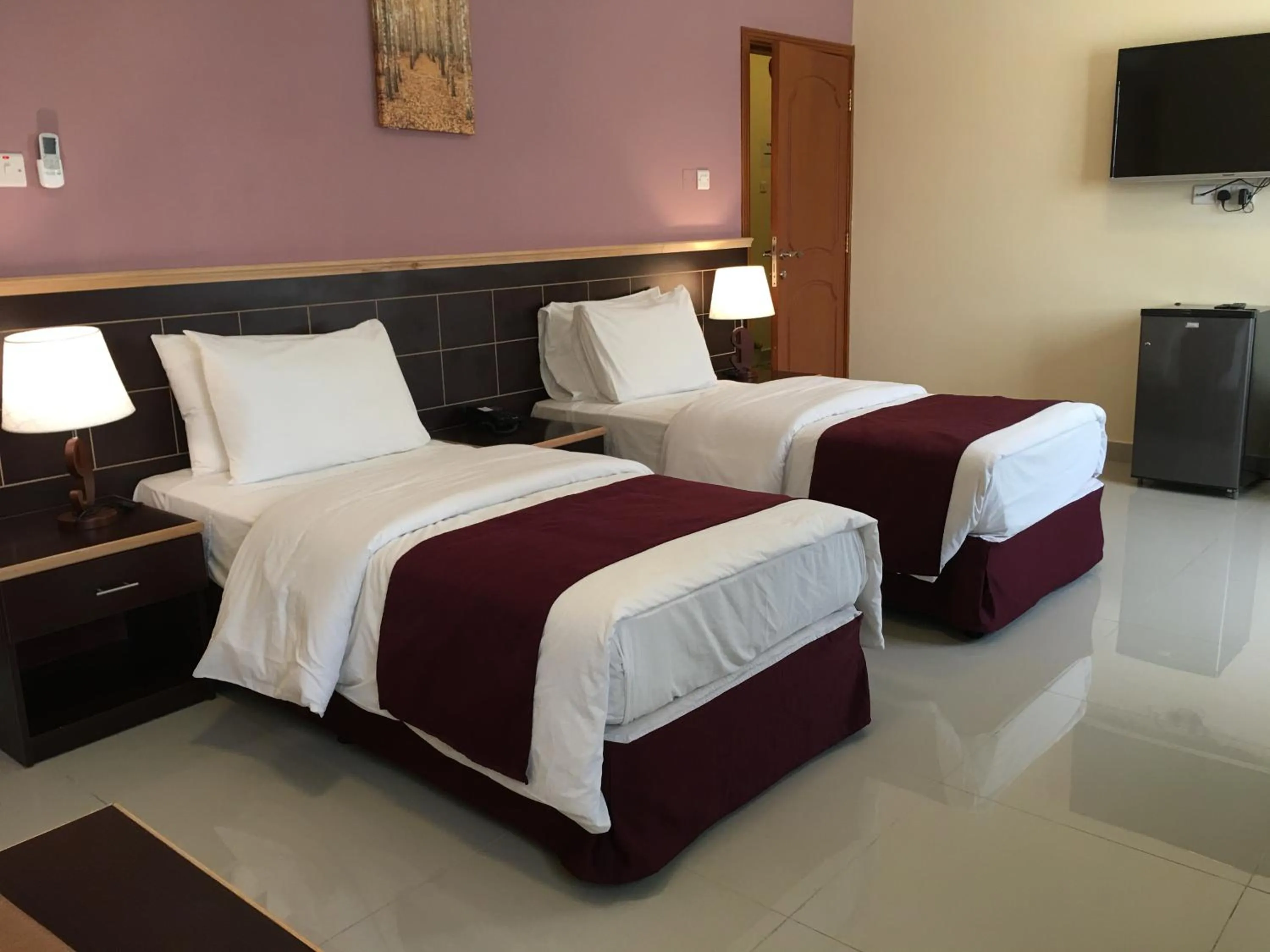 Bed in Mutrah Hotel