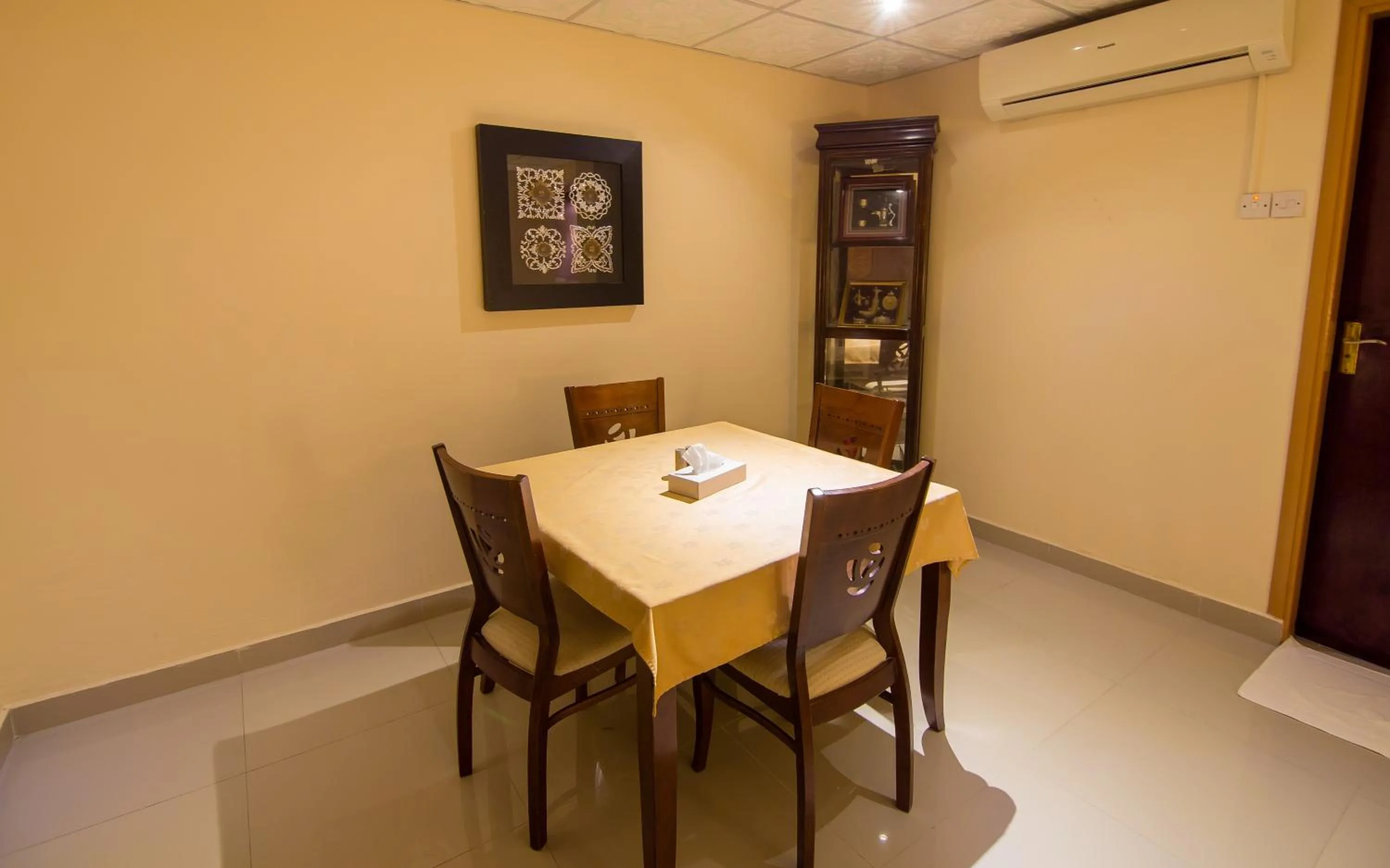 Dining area in Mutrah Hotel